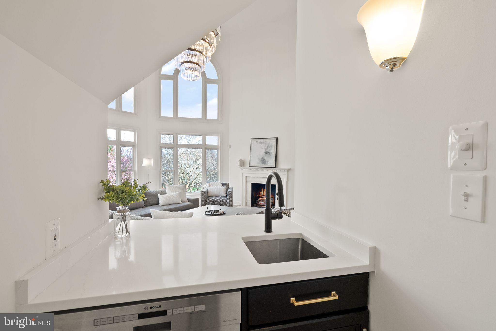 RIVER CREEK - Residential