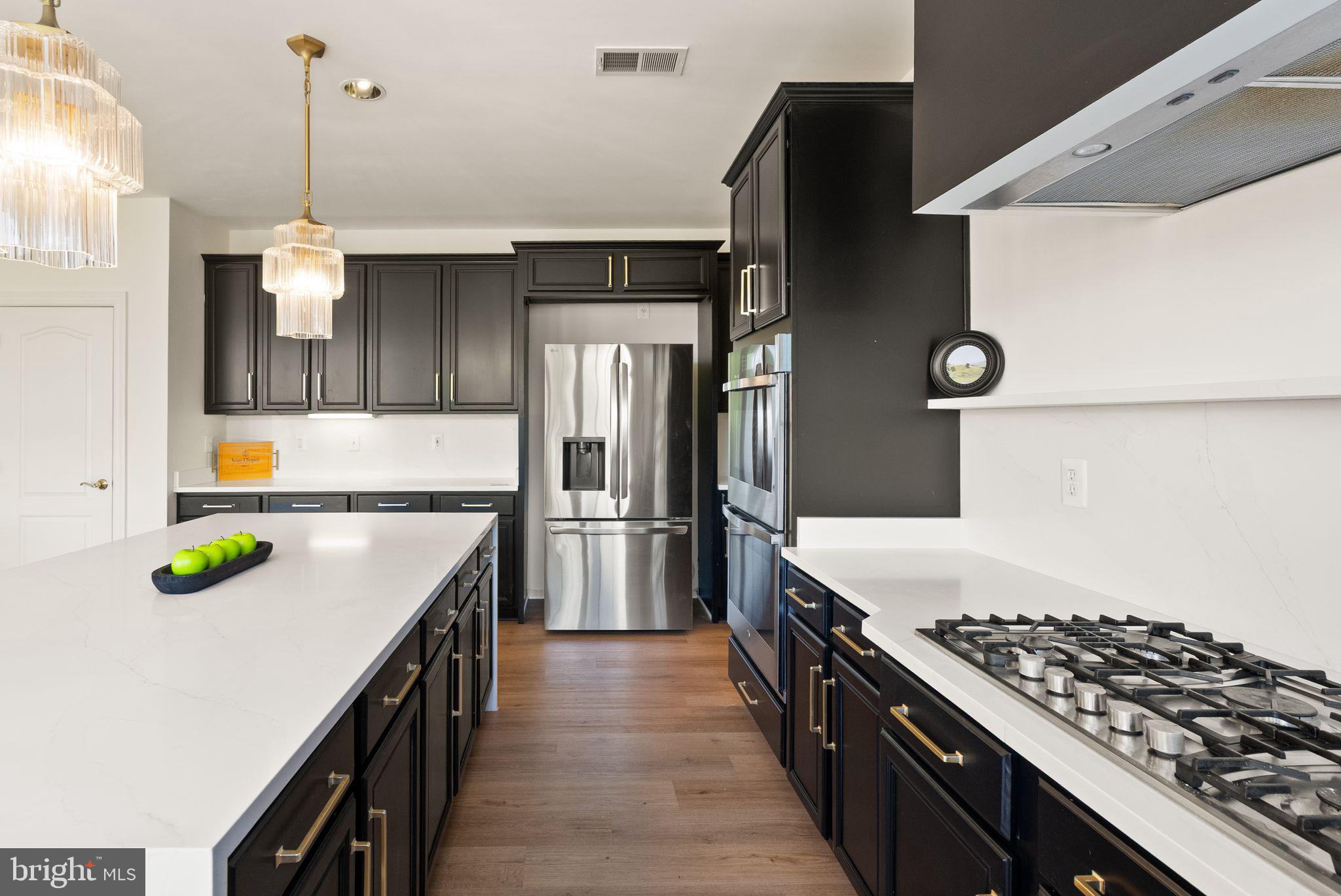 RIVER CREEK - Residential