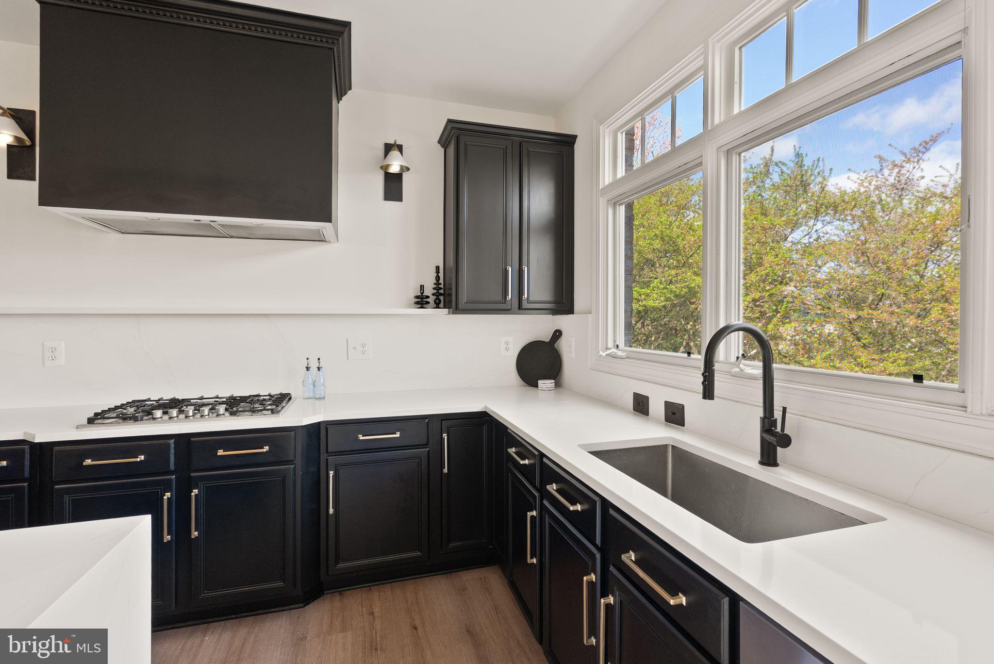 RIVER CREEK - Residential