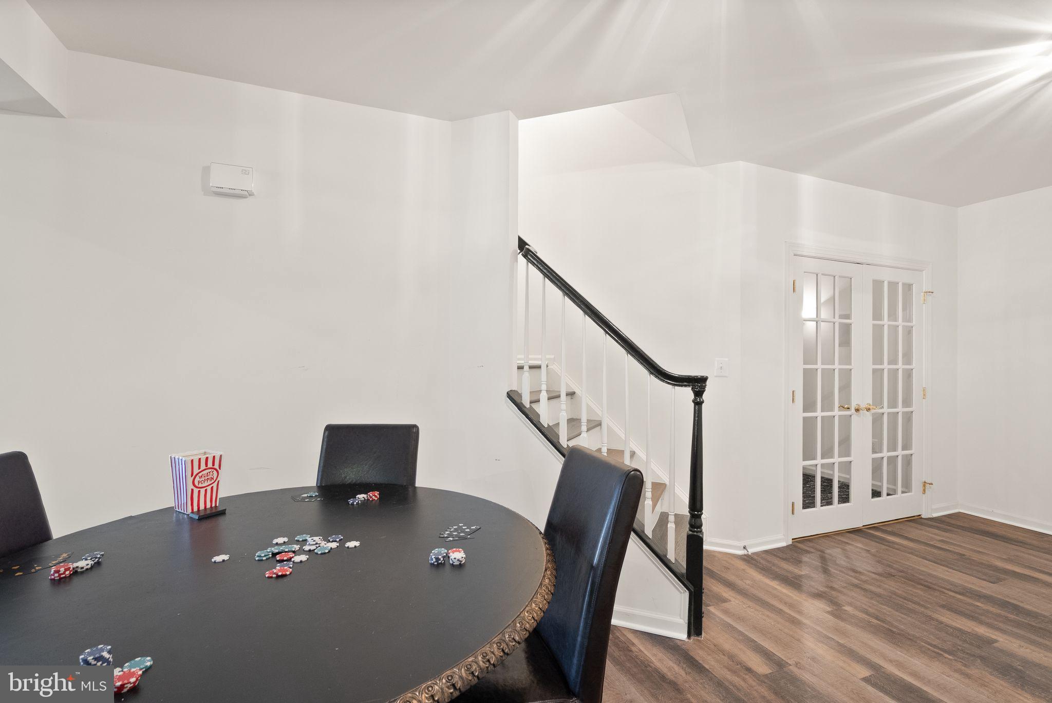 RIVER CREEK - Residential