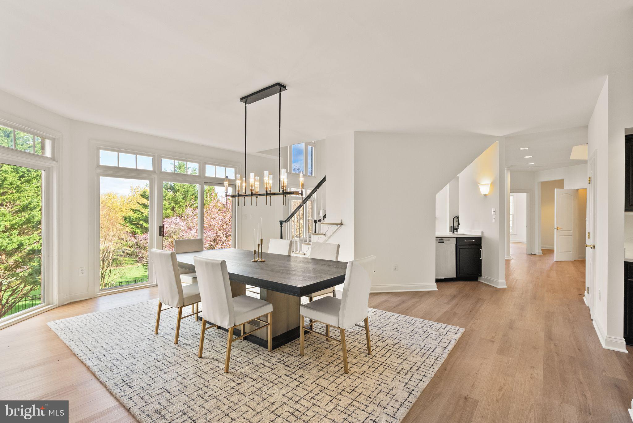 RIVER CREEK - Residential