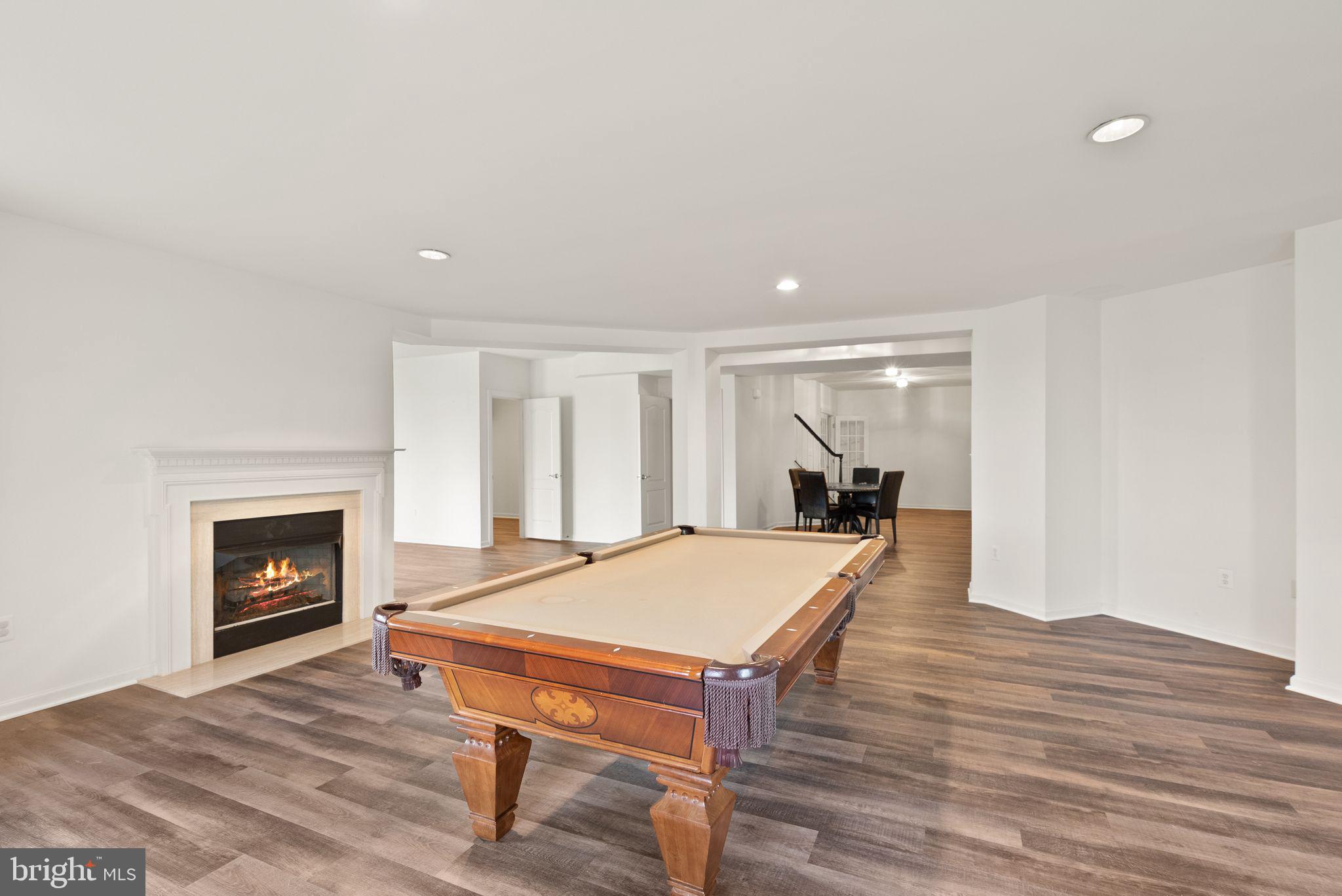 RIVER CREEK - Residential