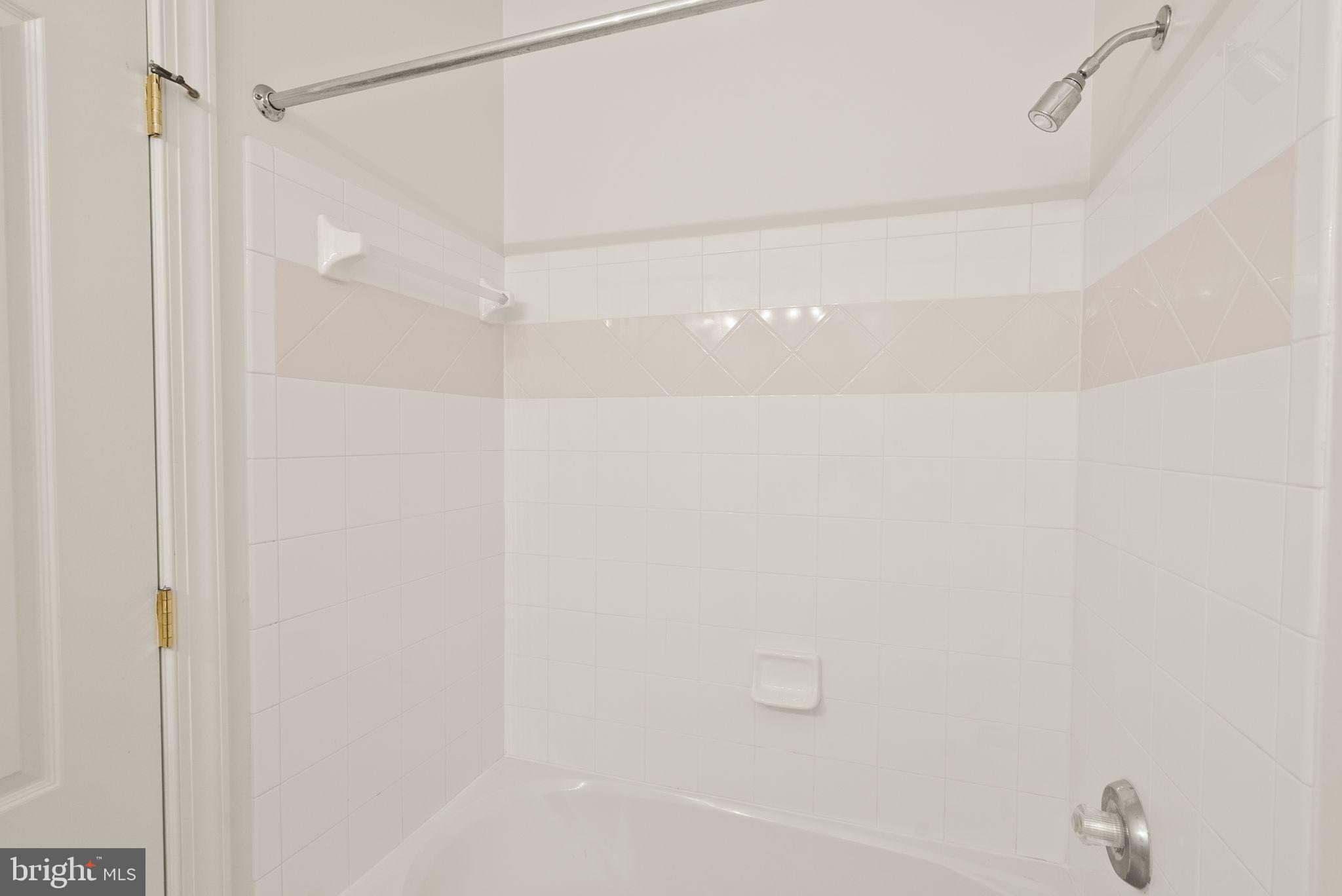 RIVER CREEK - Residential