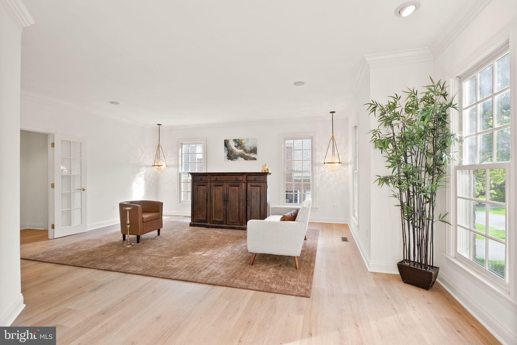 RIVER CREEK - Residential