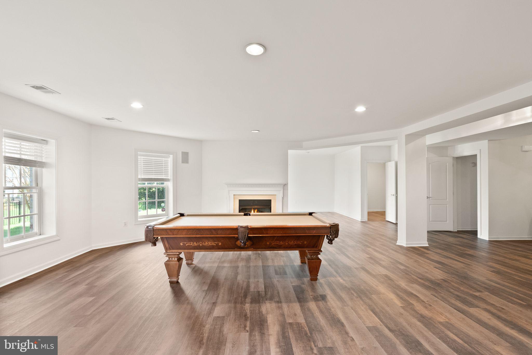 RIVER CREEK - Residential