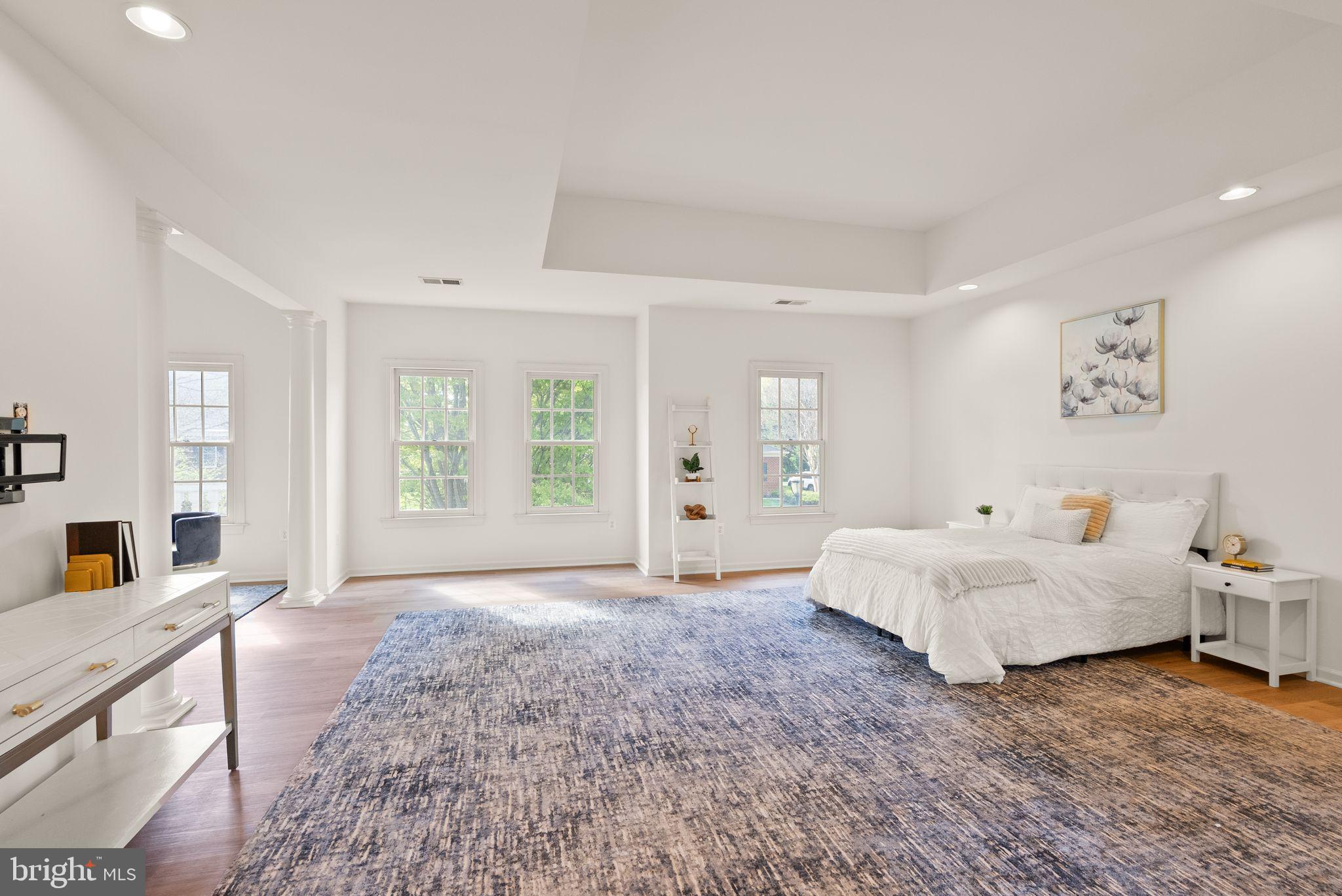 RIVER CREEK - Residential