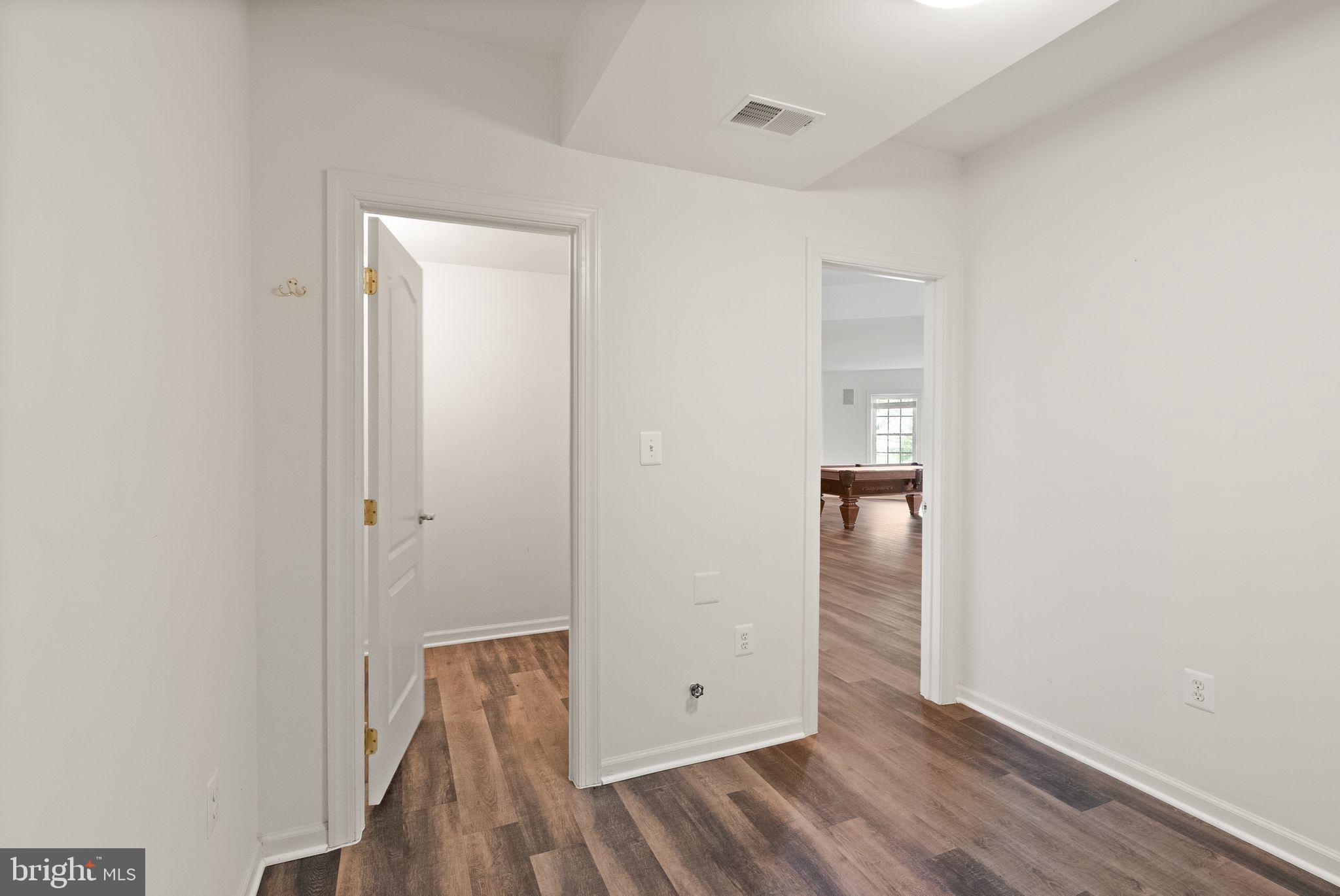 RIVER CREEK - Residential