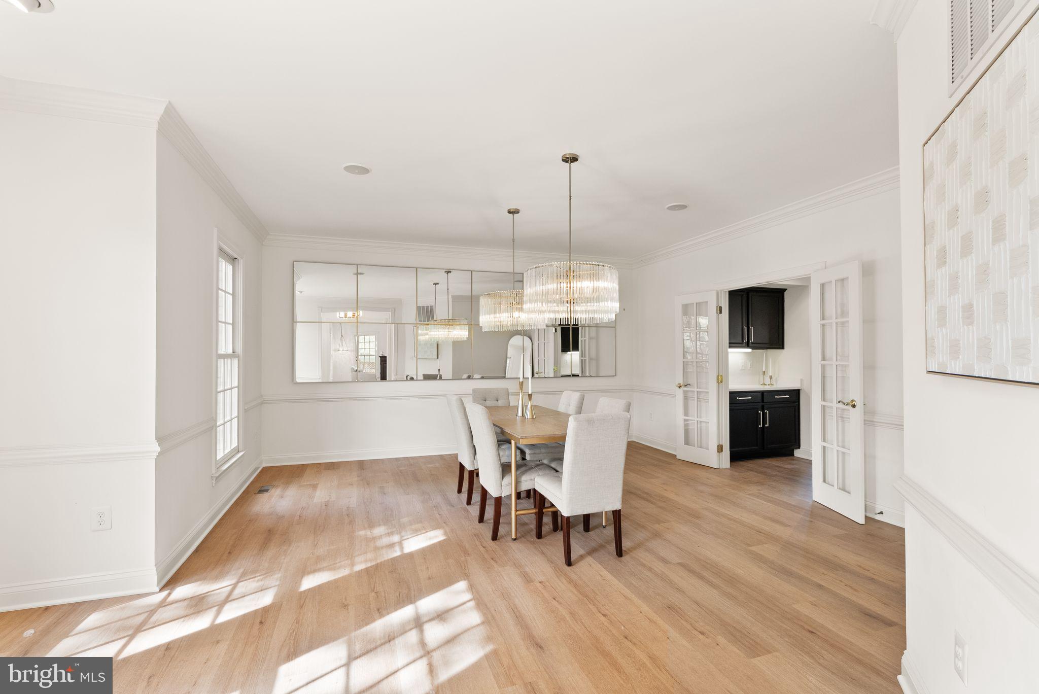 RIVER CREEK - Residential