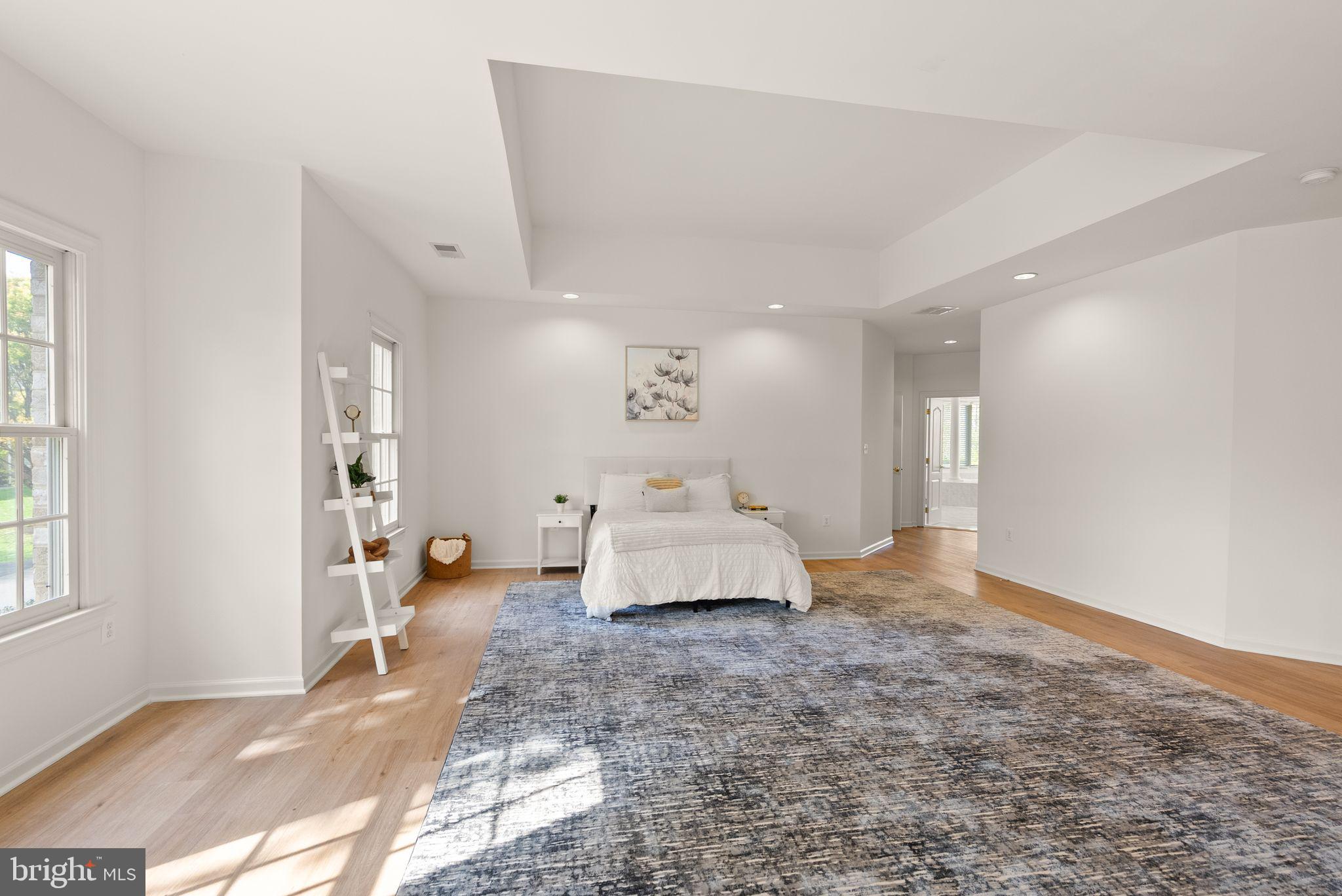 RIVER CREEK - Residential