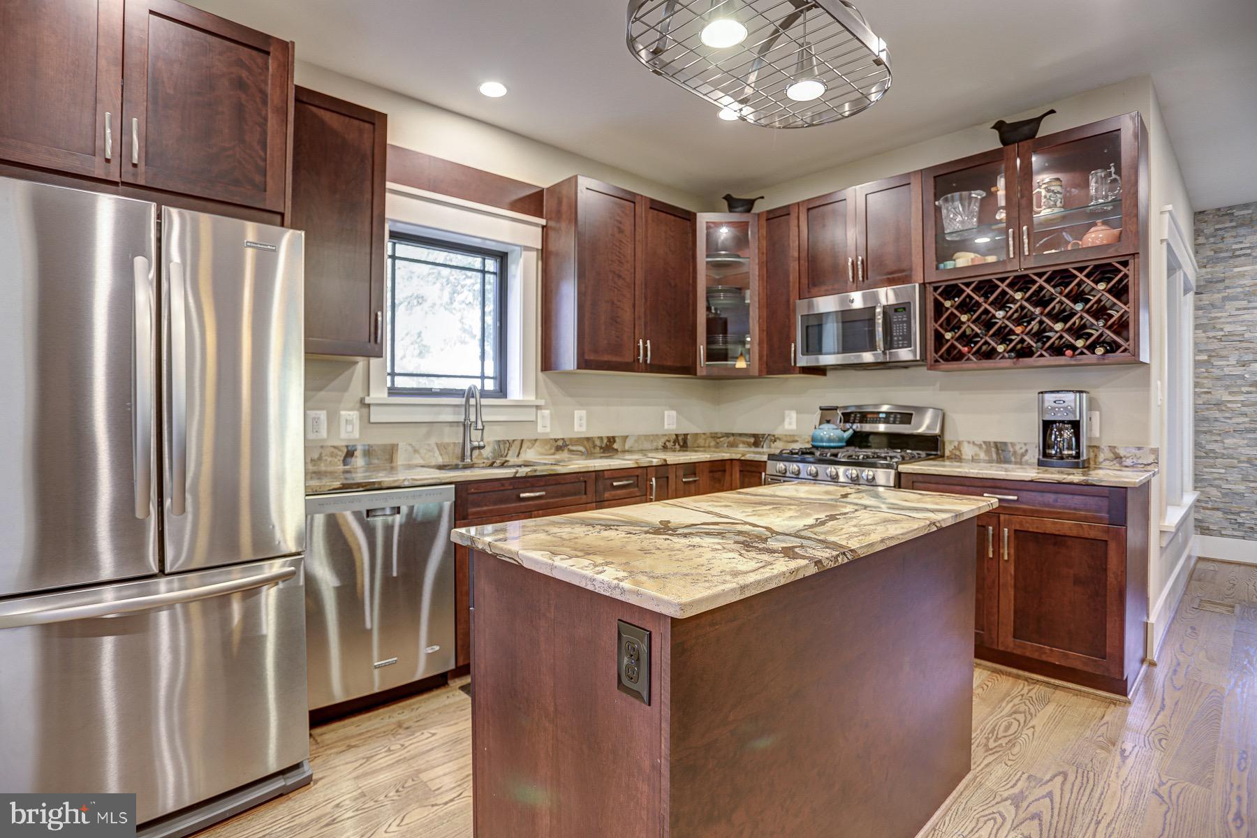 SPRINGFIELD - Residential