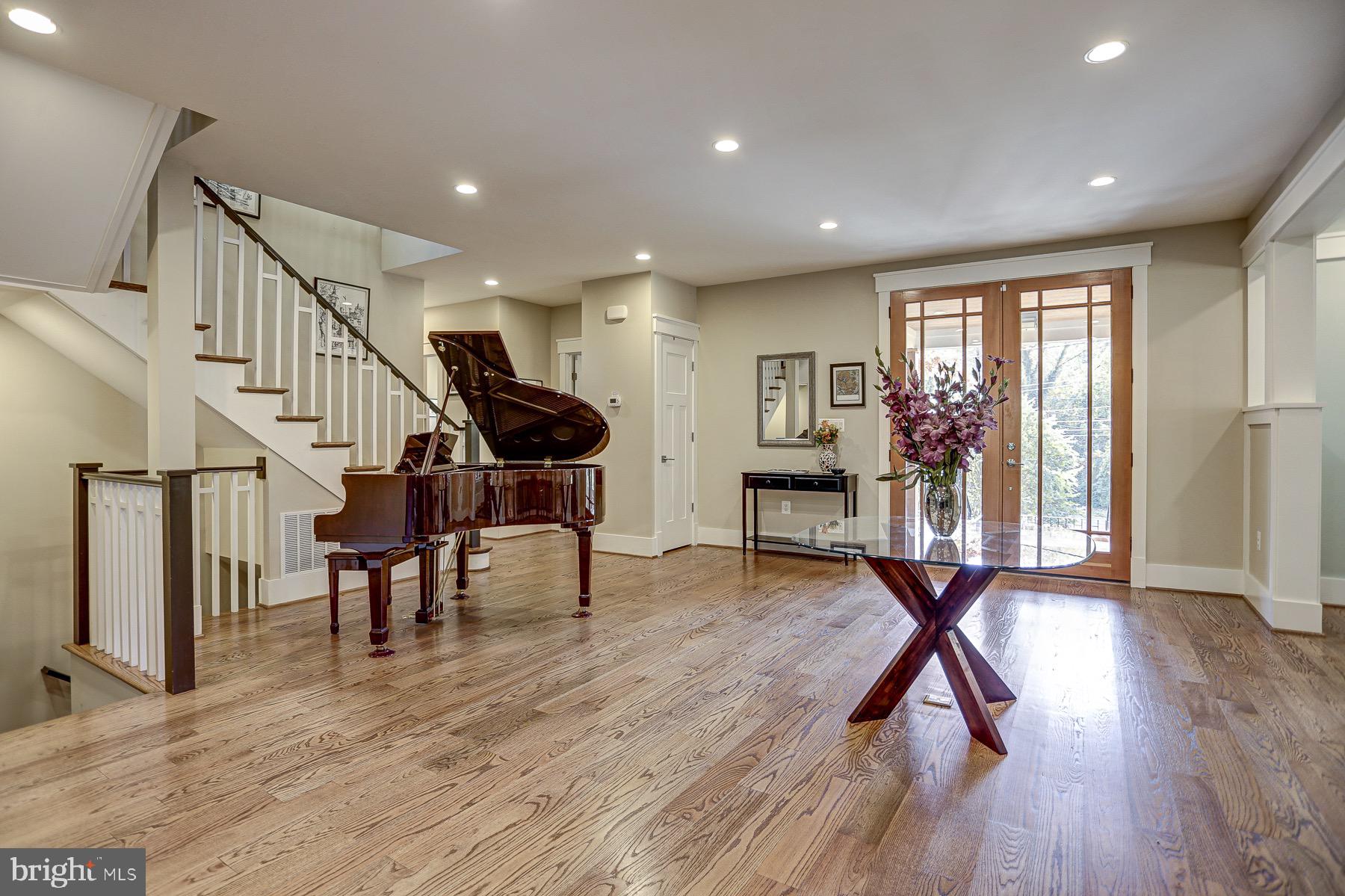 SPRINGFIELD - Residential