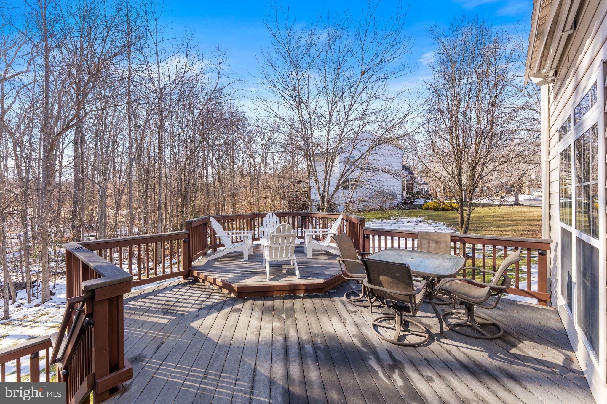 MEADOWBROOK WOODS - Residential