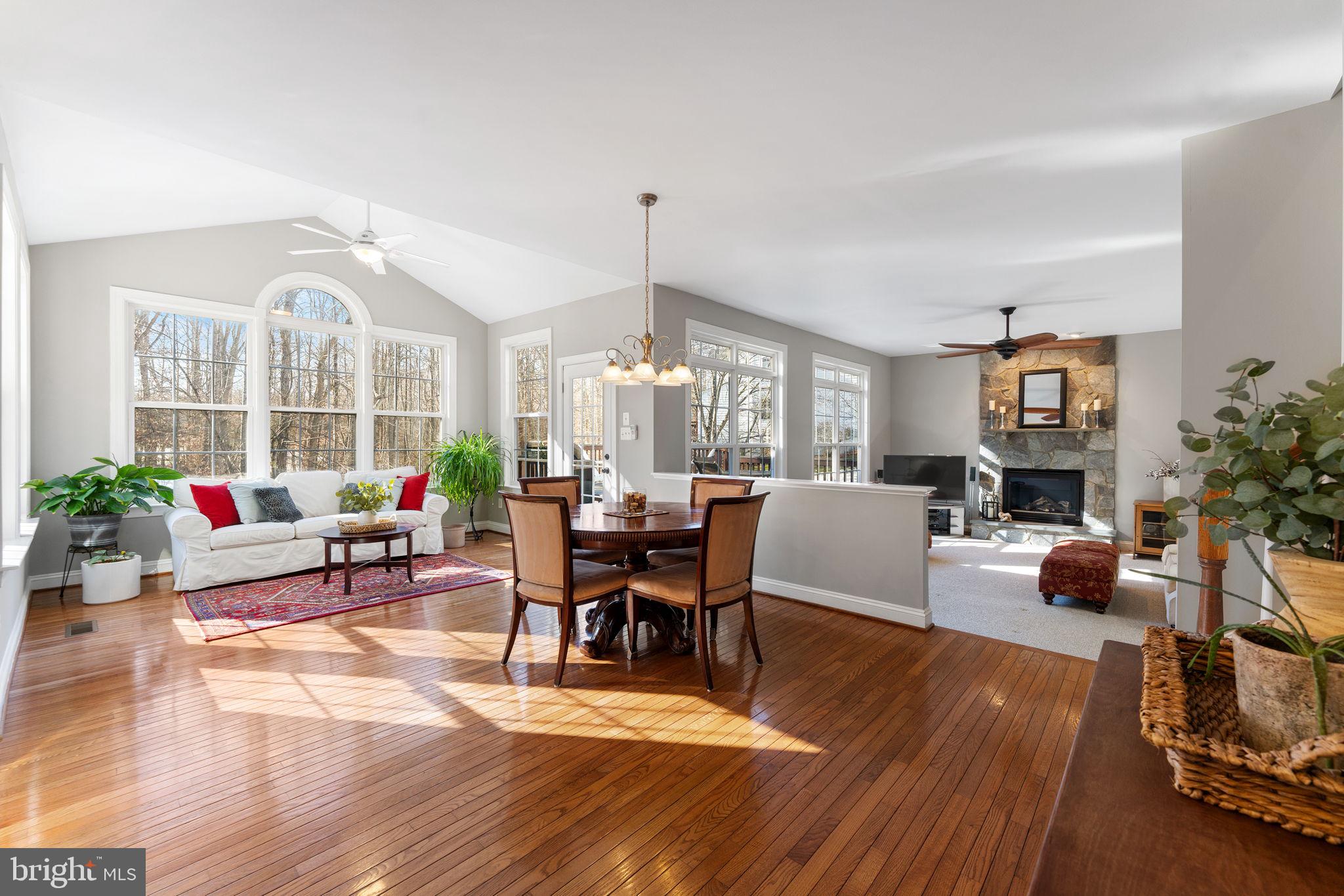 MEADOWBROOK WOODS - Residential