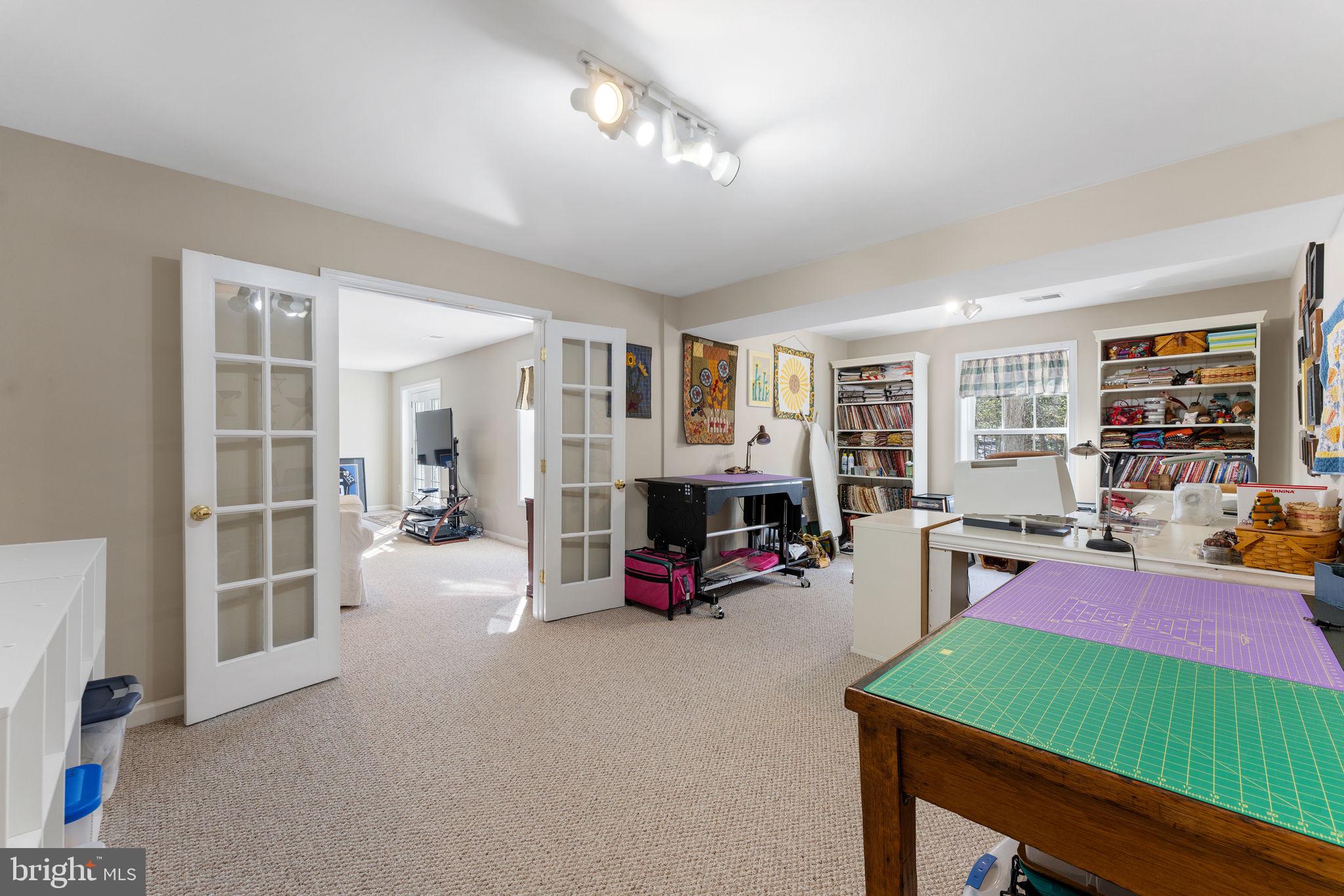 MEADOWBROOK WOODS - Residential