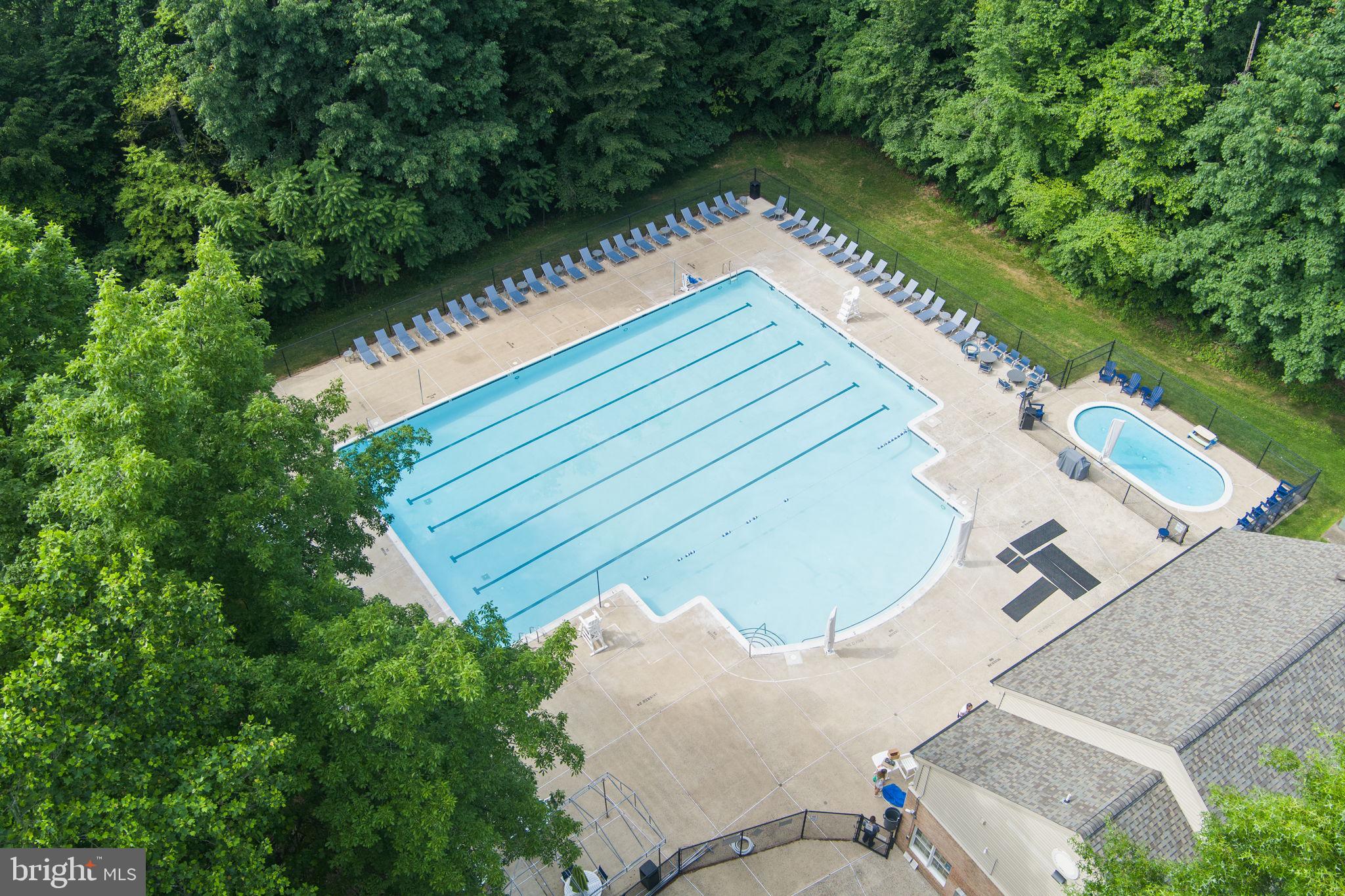 MEADOWBROOK WOODS - Residential