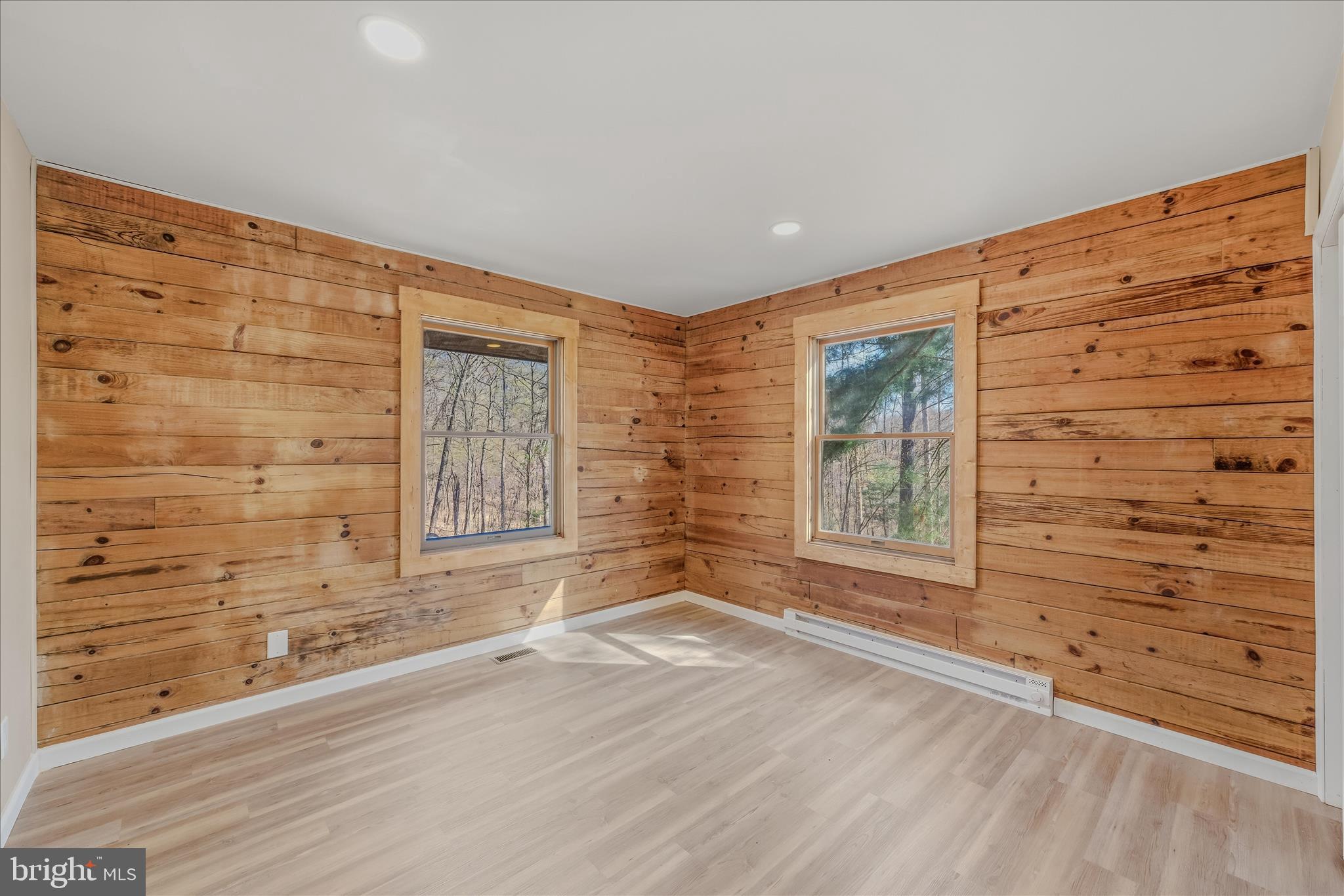 DOGWOOD RIDGE - Residential