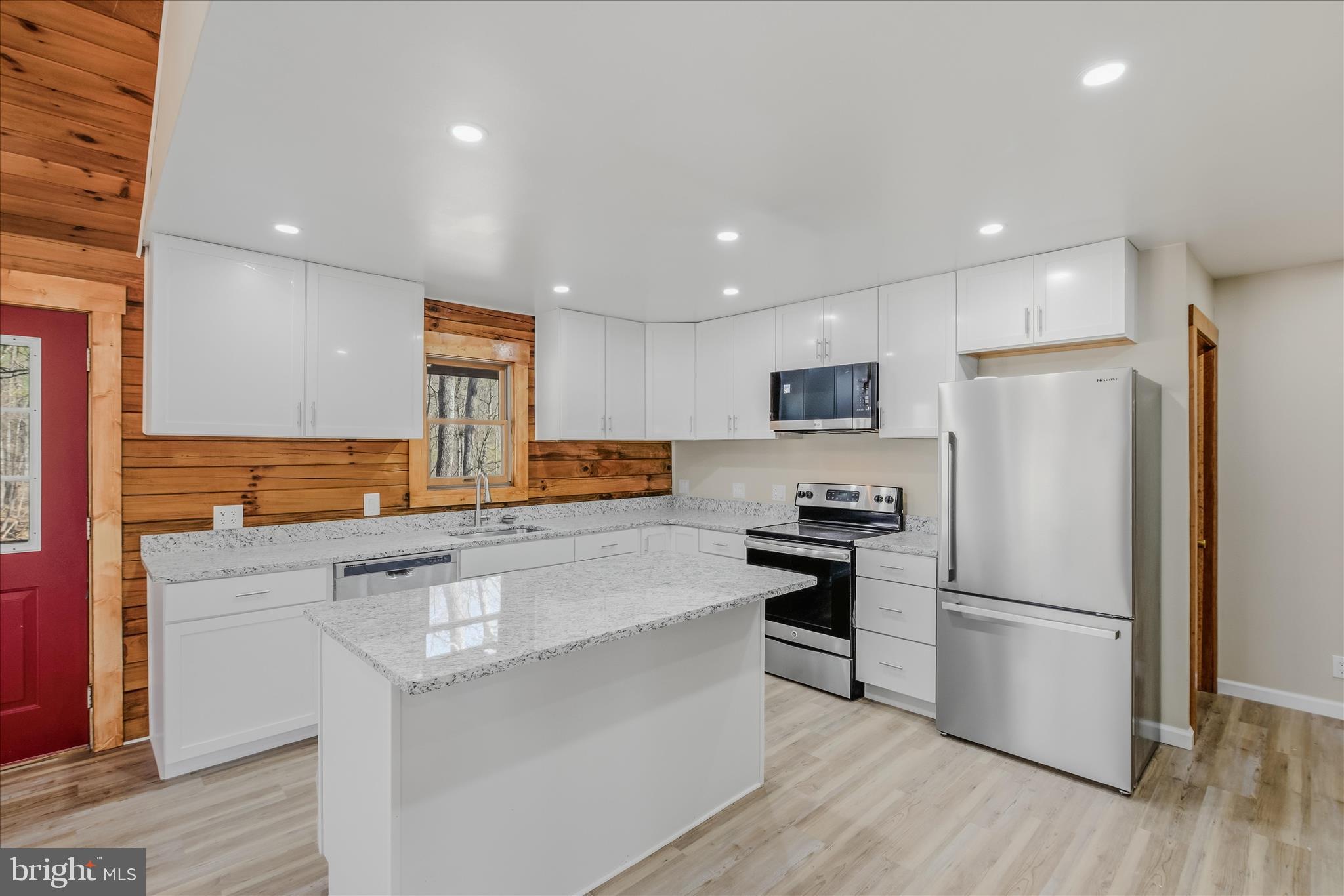 DOGWOOD RIDGE - Residential