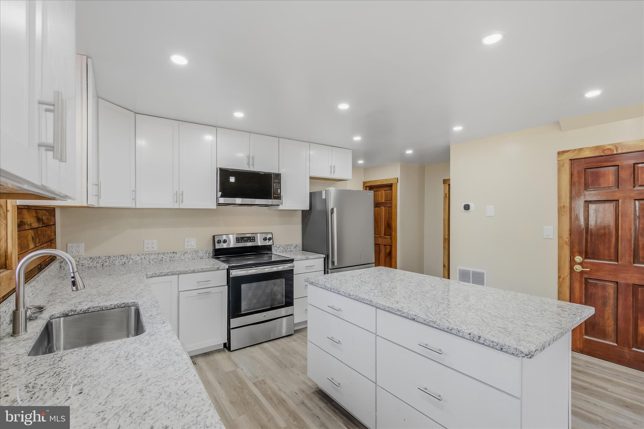 DOGWOOD RIDGE - Residential