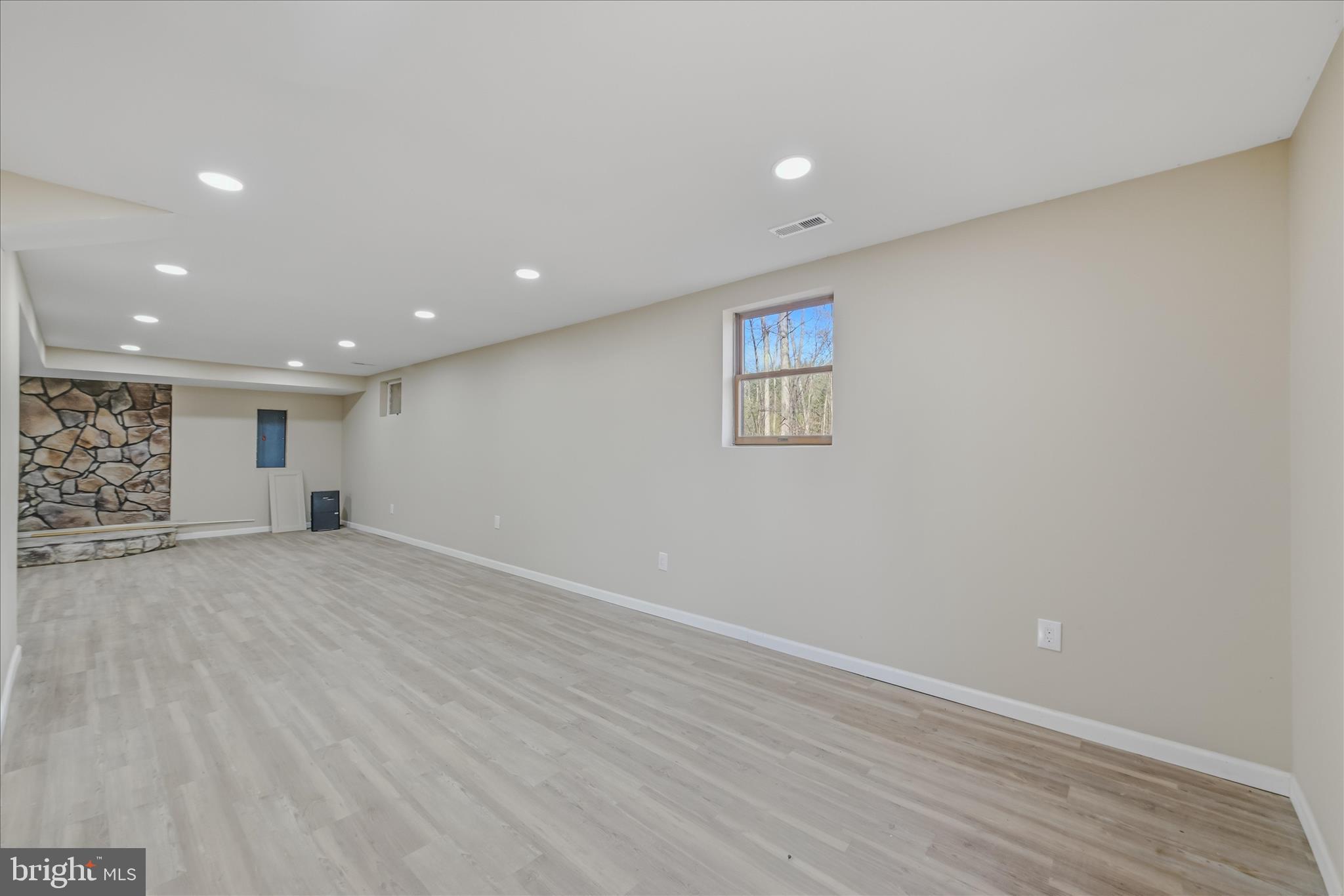 DOGWOOD RIDGE - Residential