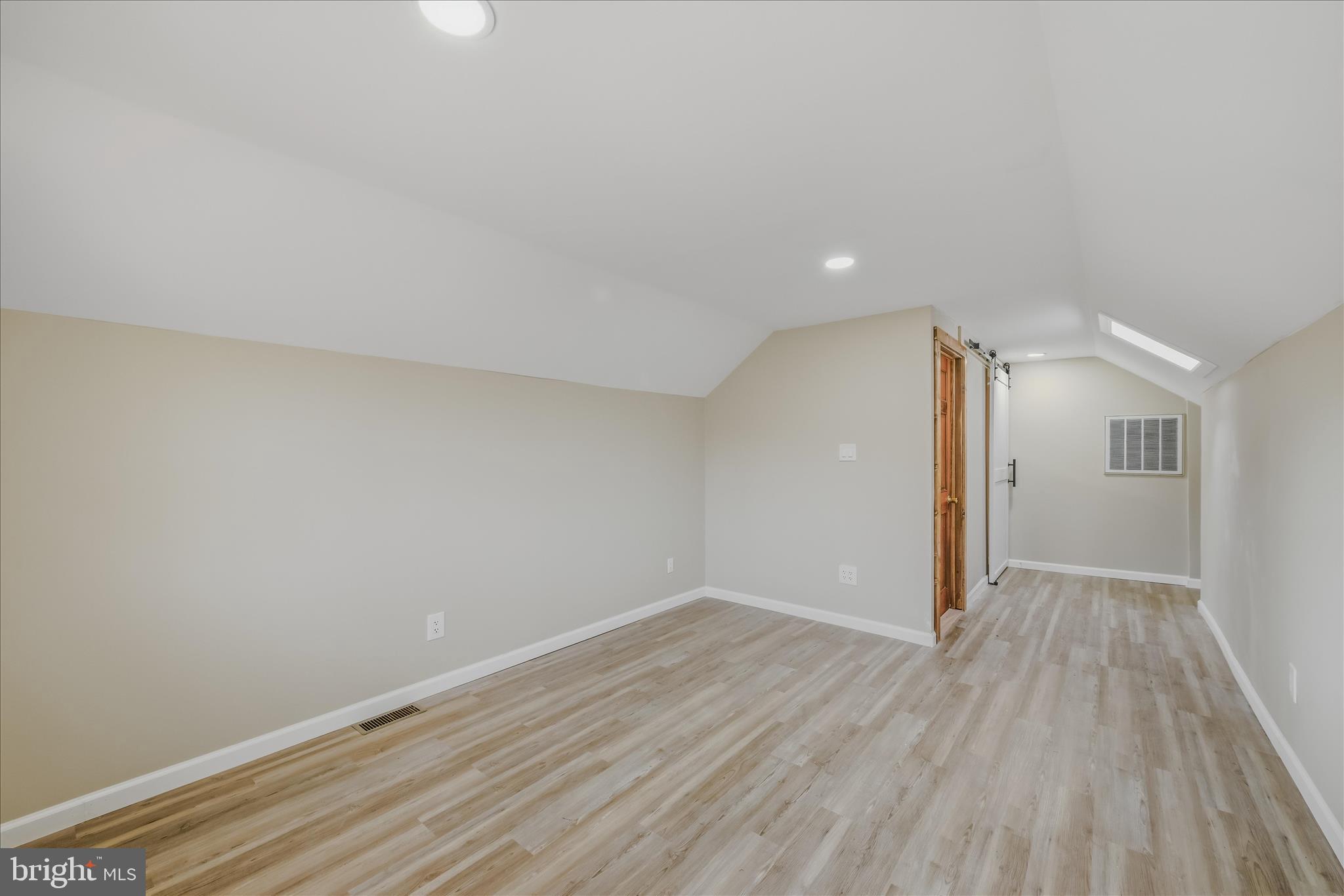 DOGWOOD RIDGE - Residential