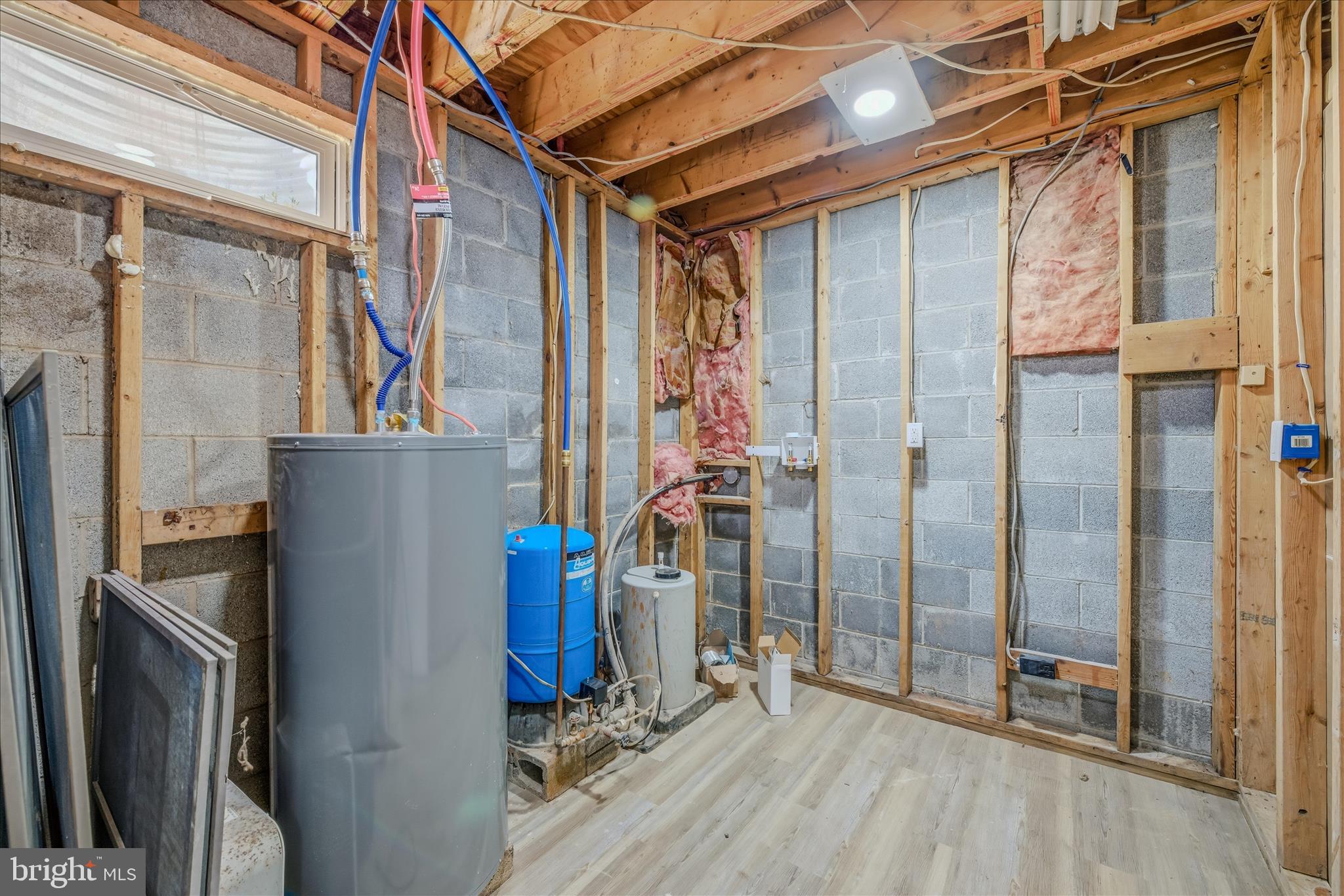 DOGWOOD RIDGE - Residential