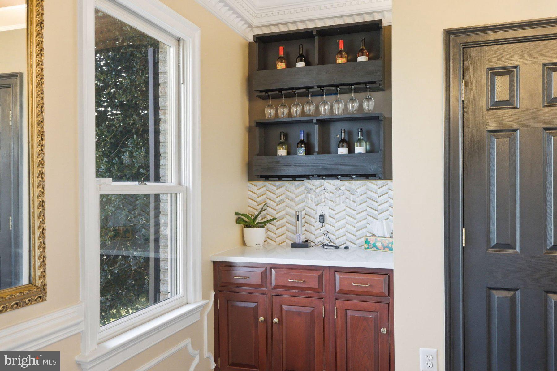 FOUR CHIMNEYS - Residential