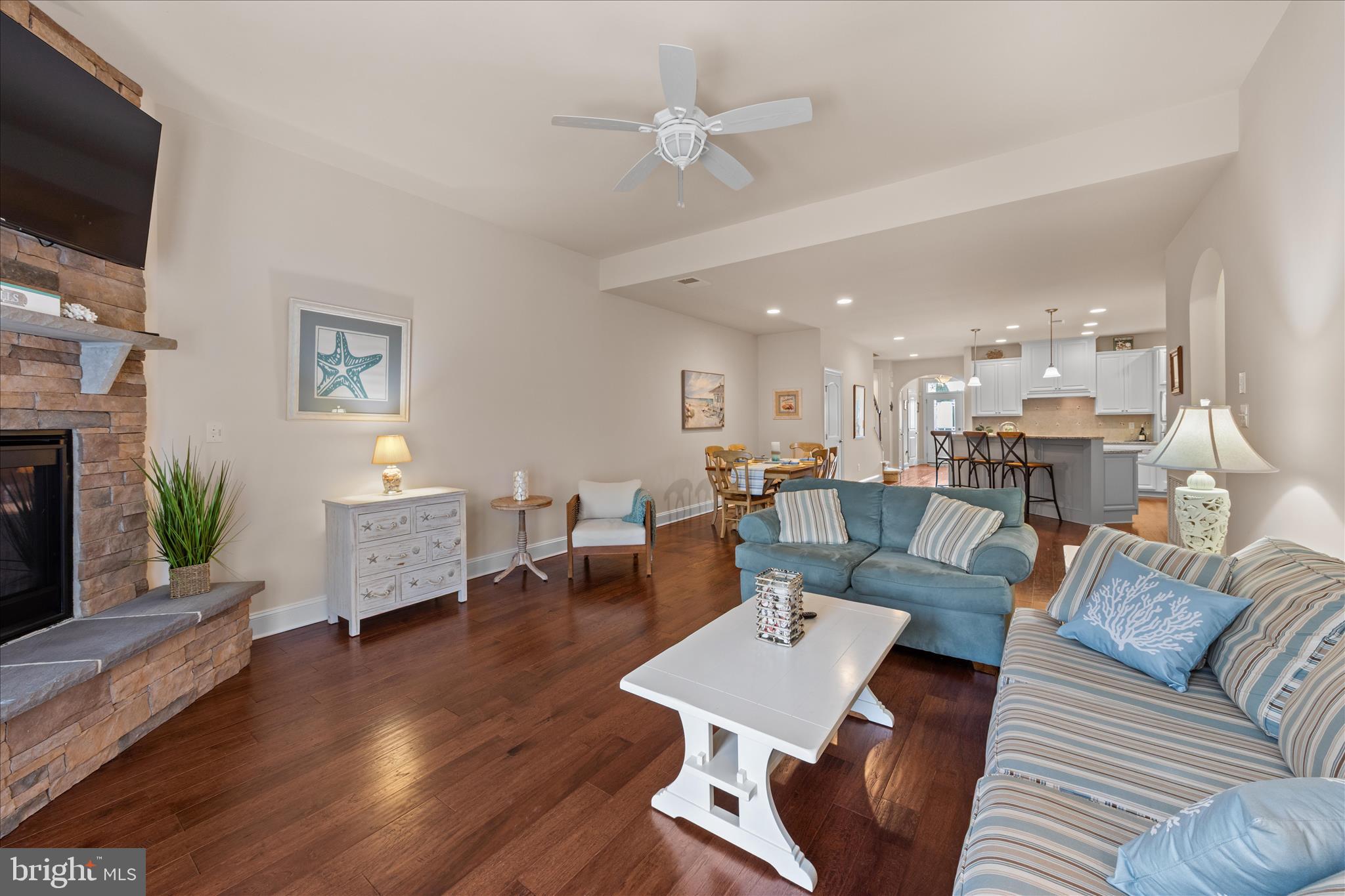 BAYSIDE - Residential