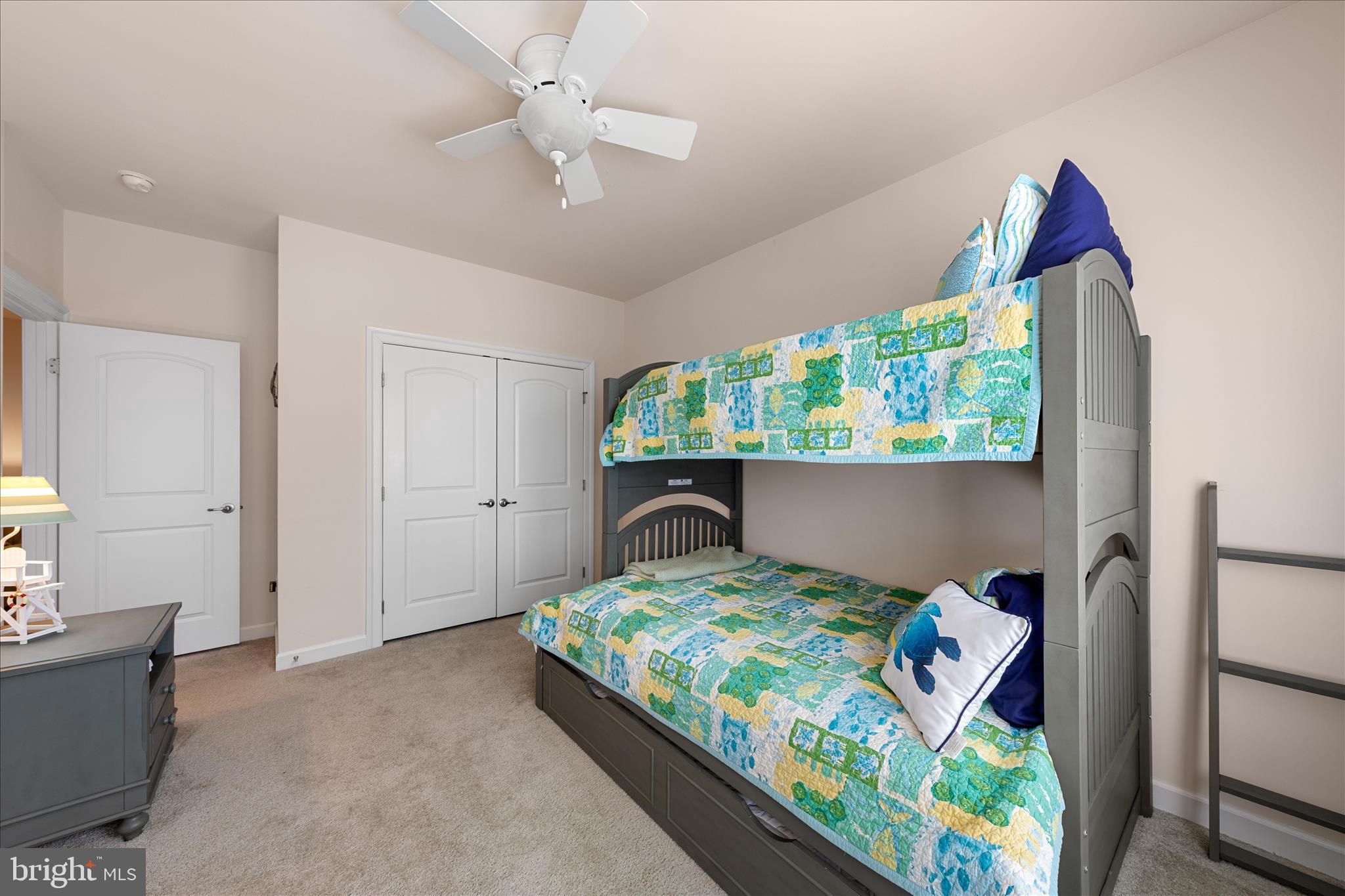 BAYSIDE - Residential