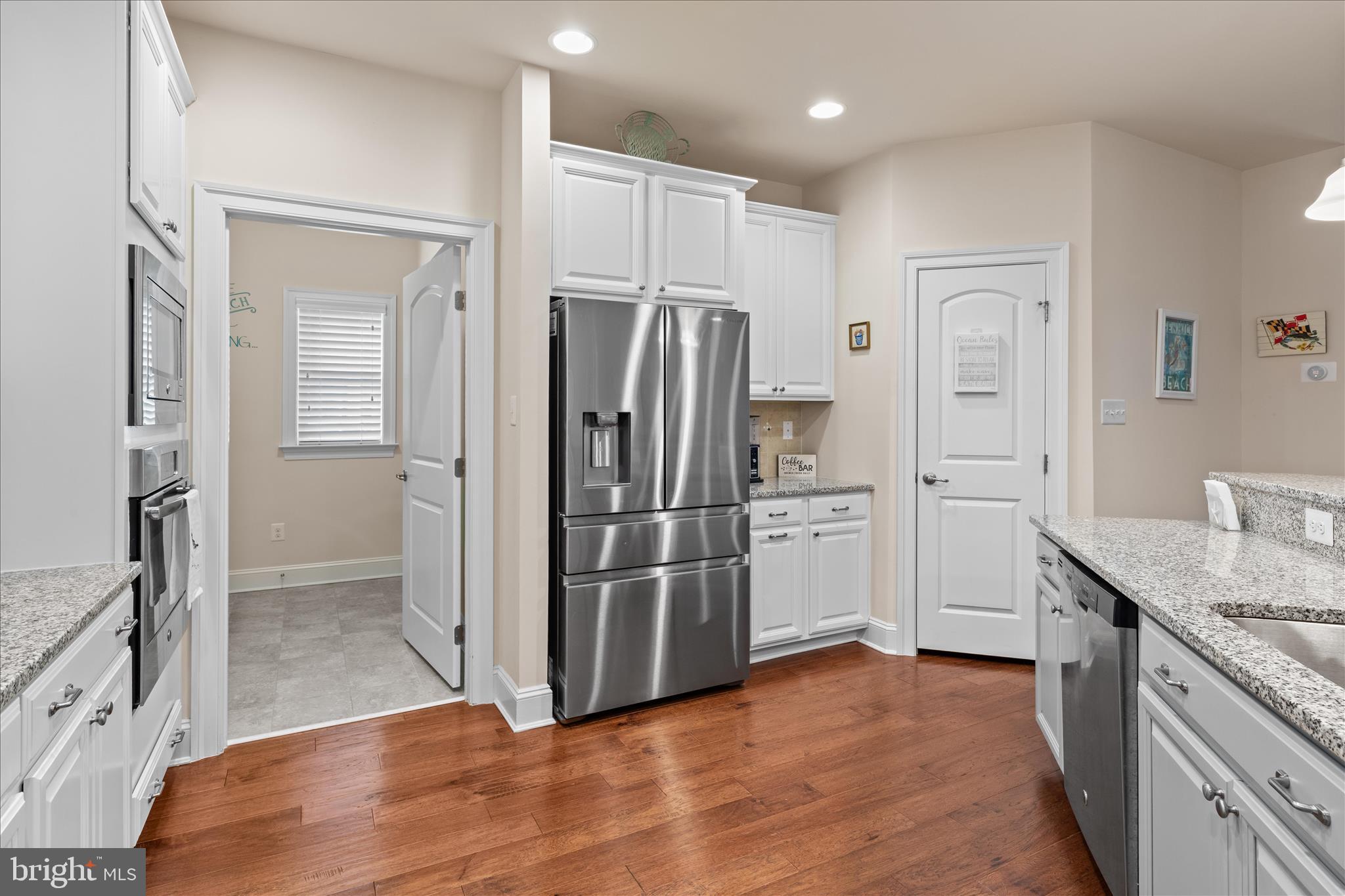 BAYSIDE - Residential