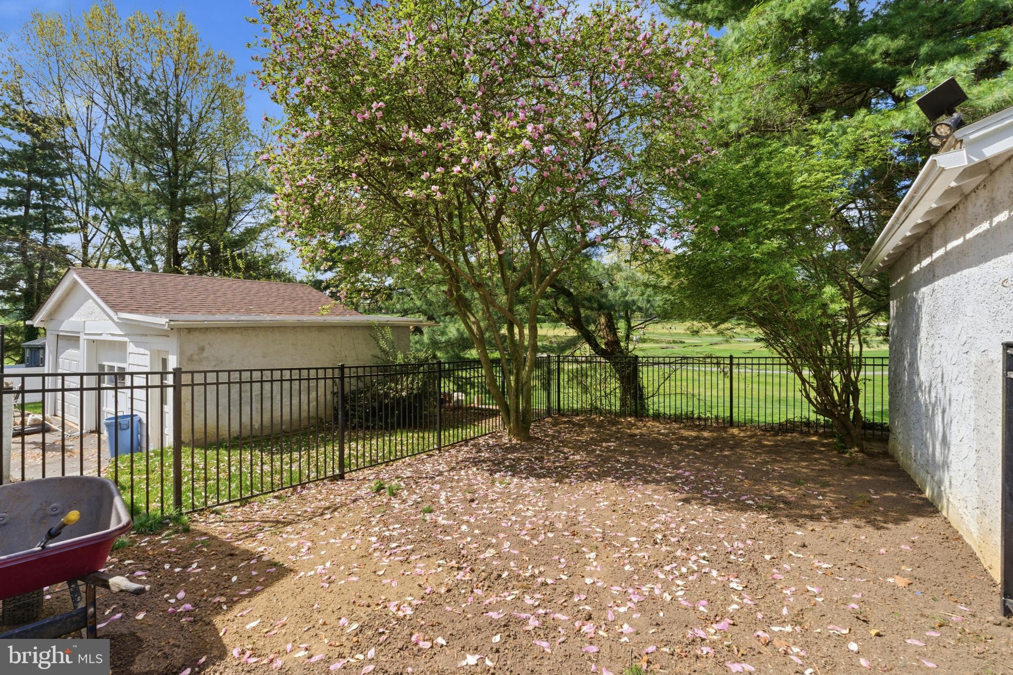 HAVERTOWN - Residential