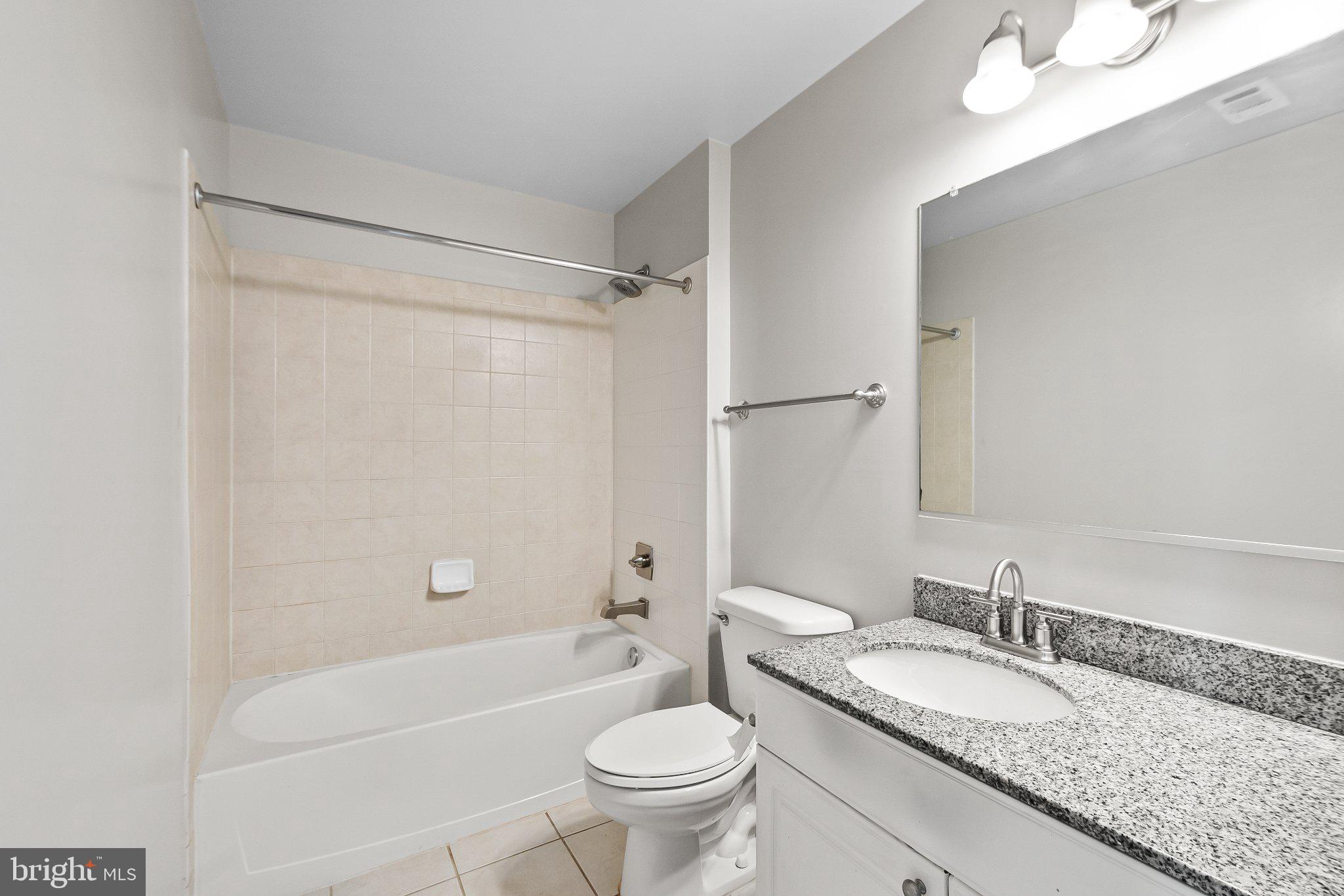 ECLIPSE ON CENTER PARK - Residential