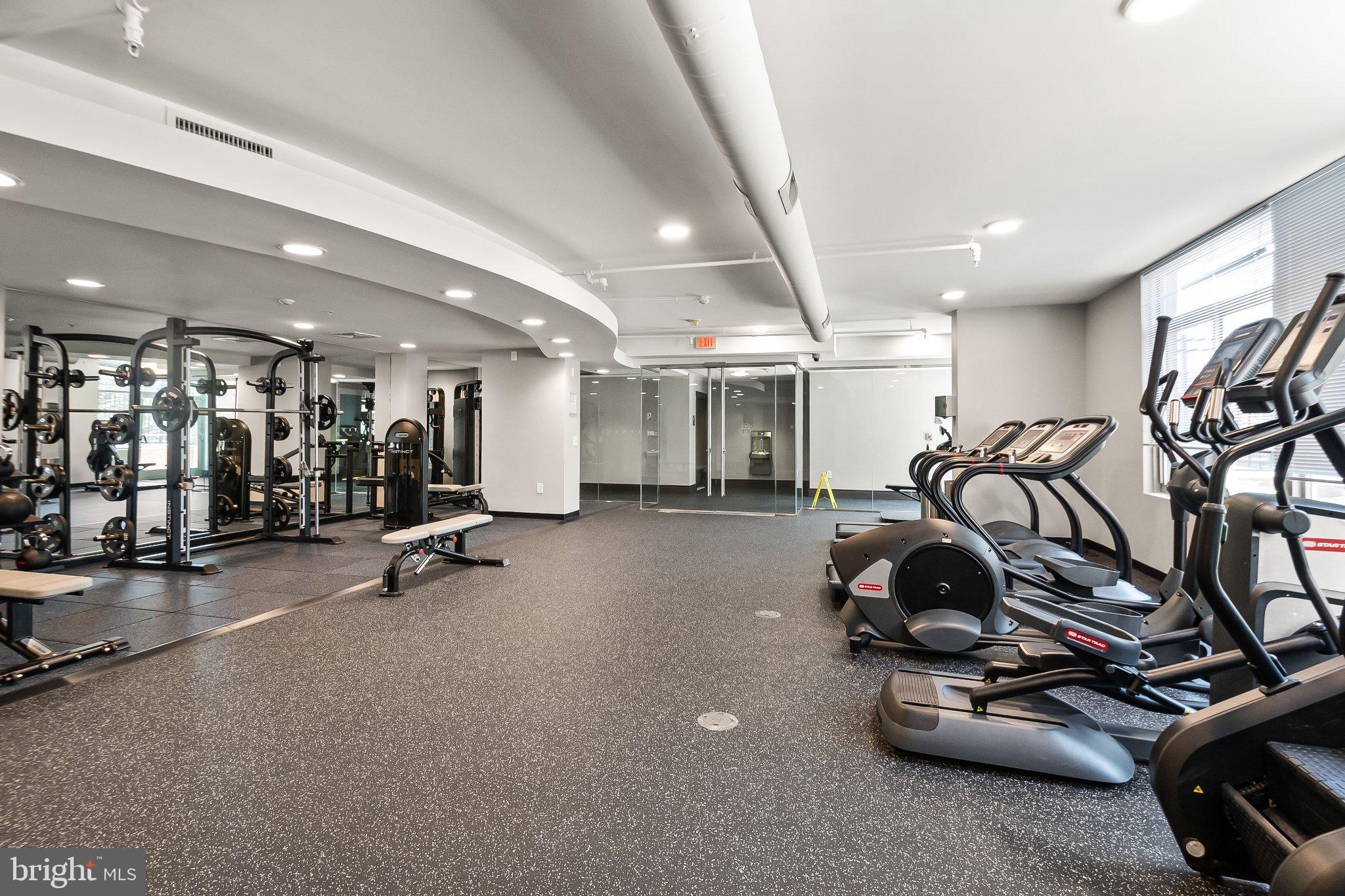 ECLIPSE ON CENTER PARK - Residential