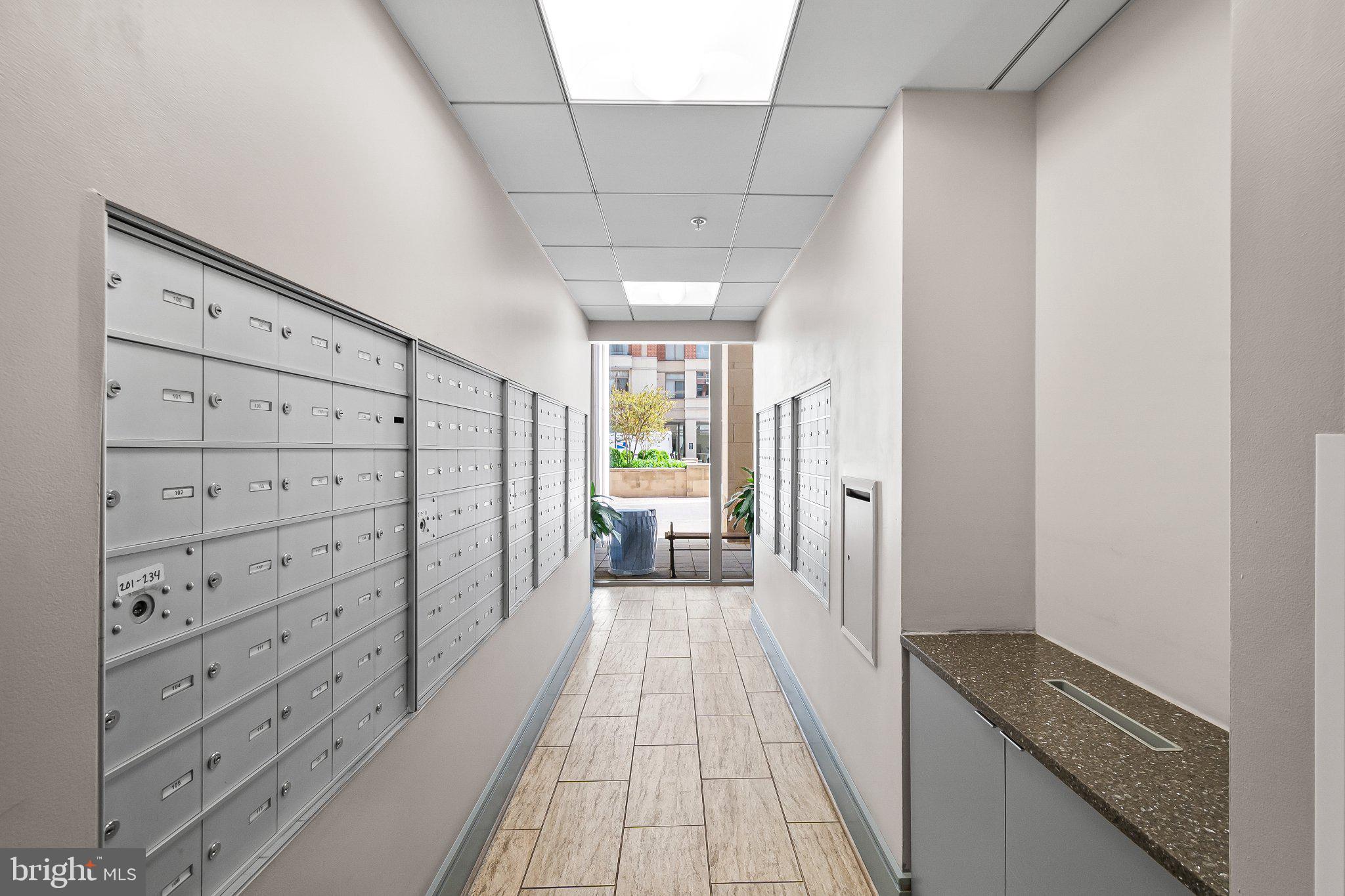 ECLIPSE ON CENTER PARK - Residential