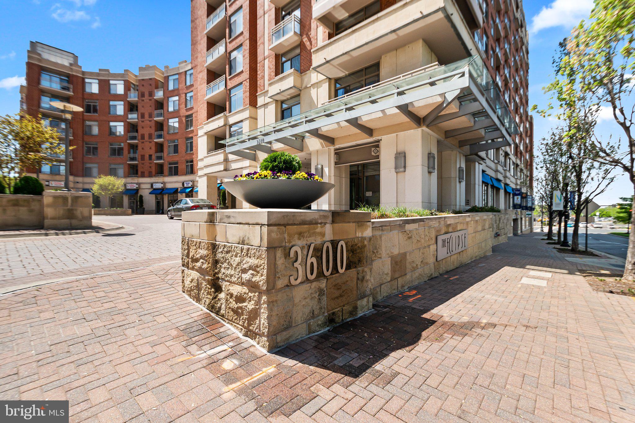 3600 S GLEBE ROAD UNIT 330W