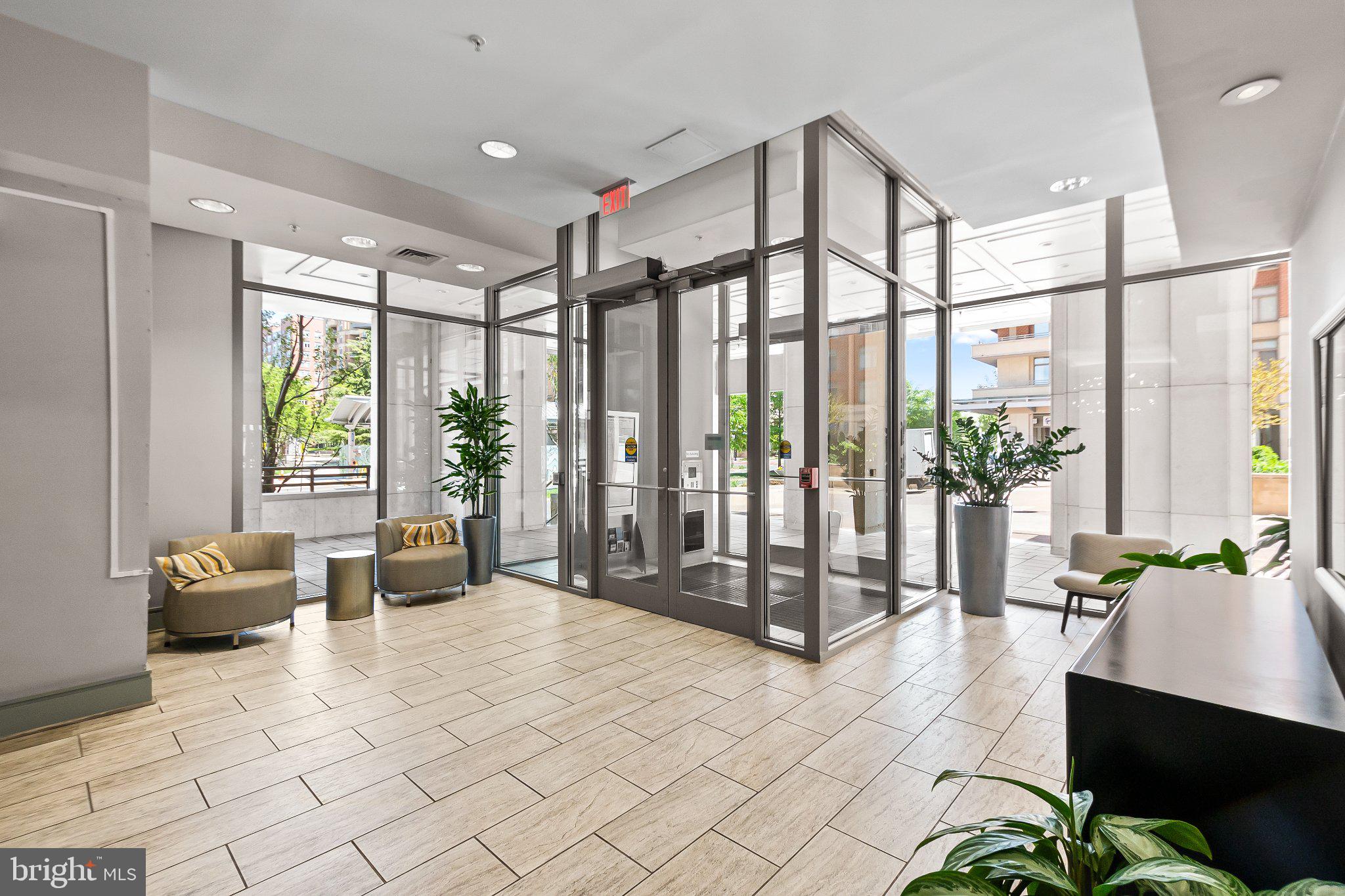 3600 S GLEBE ROAD UNIT 330W