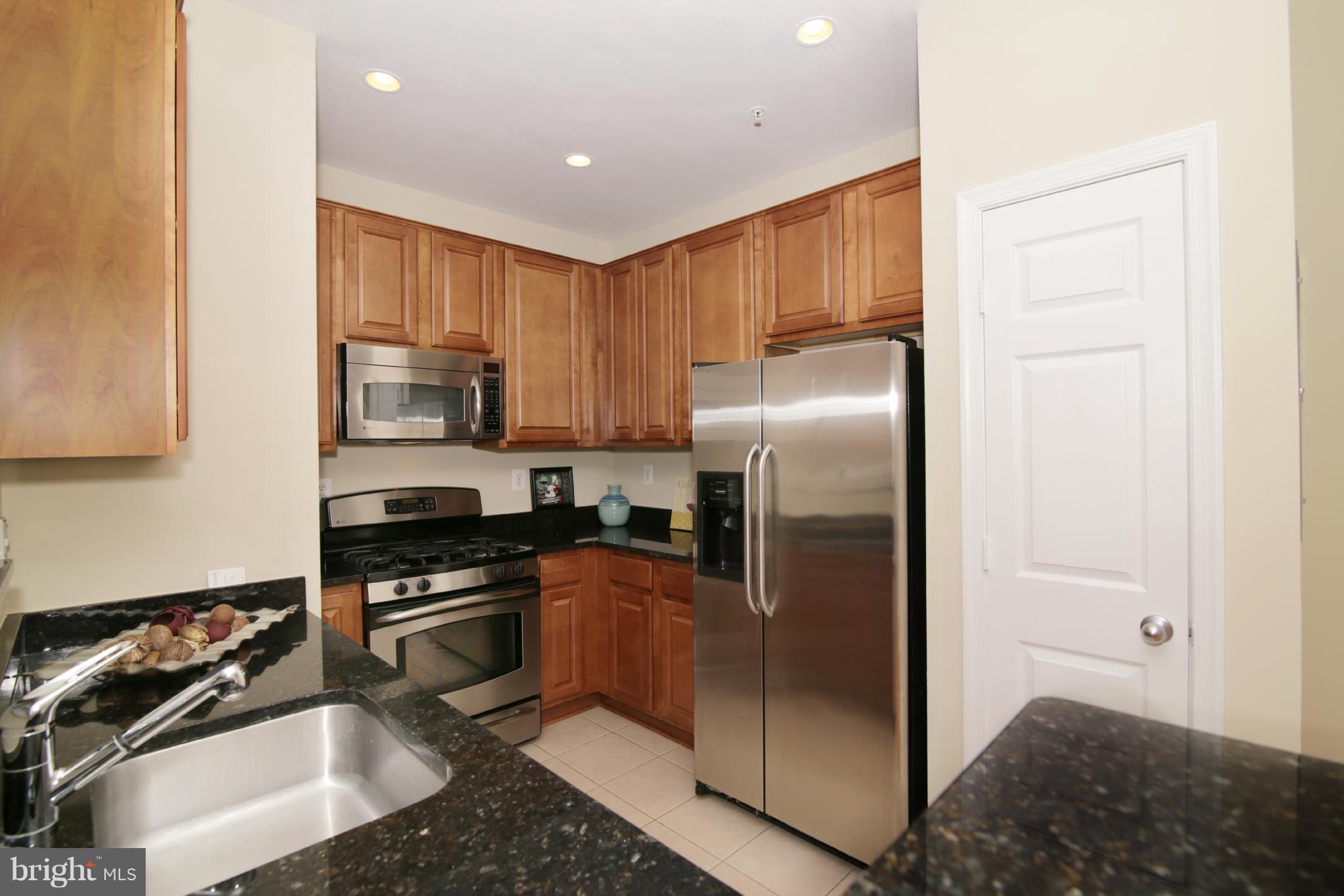 FAIRFAX RIDGE - Residential