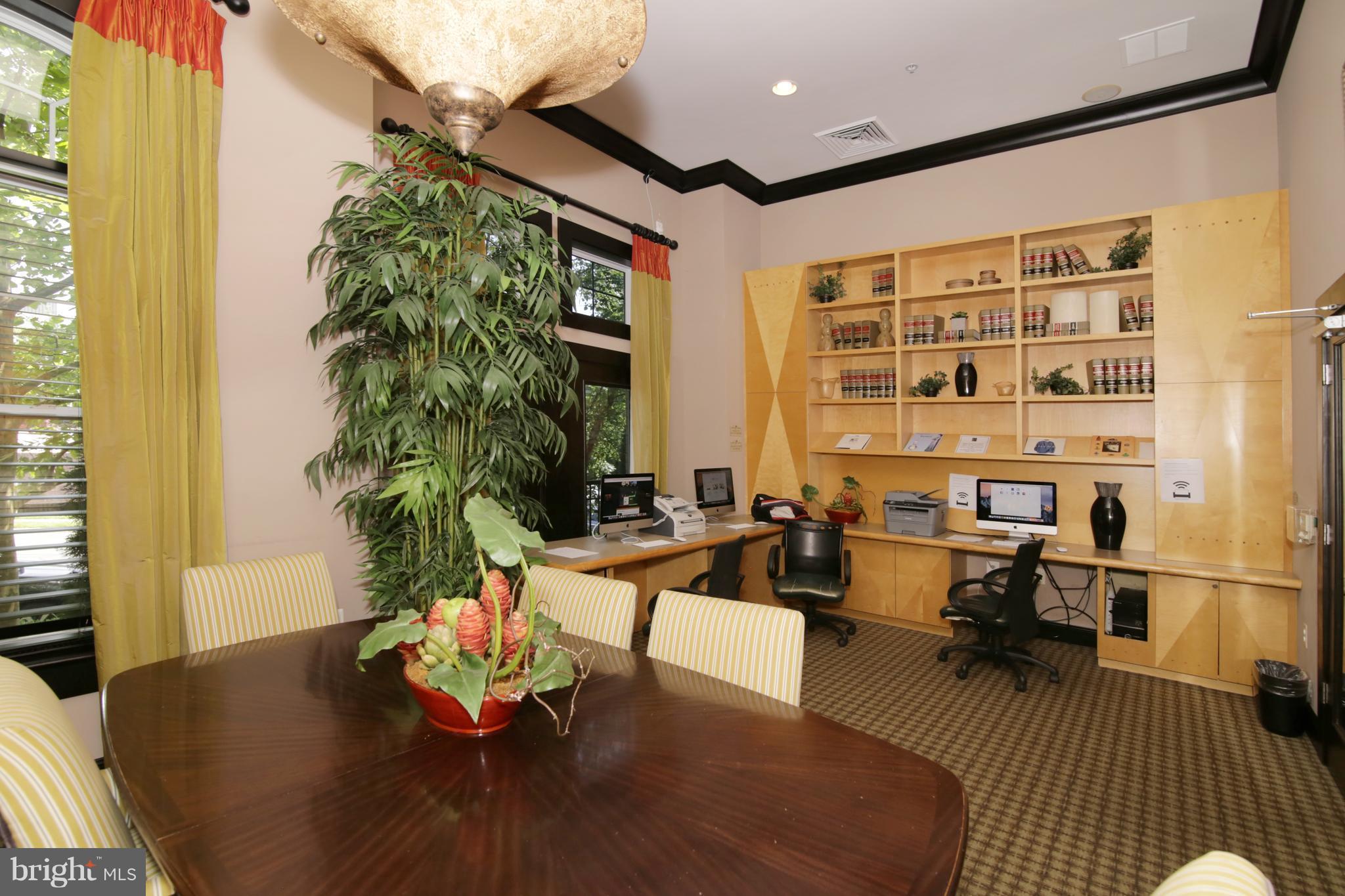 FAIRFAX RIDGE - Residential