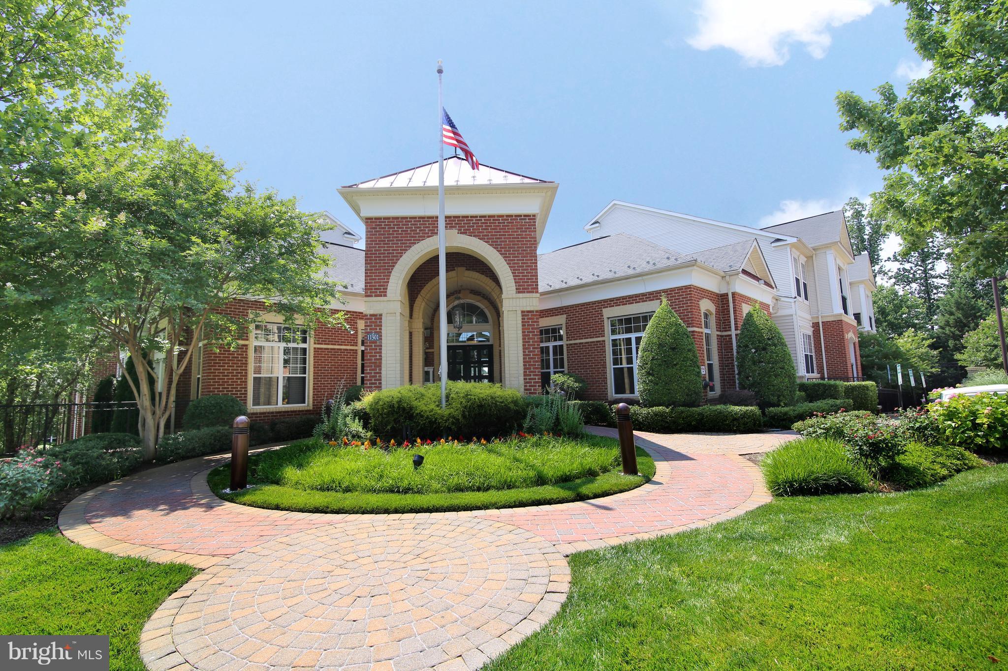 FAIRFAX RIDGE - Residential