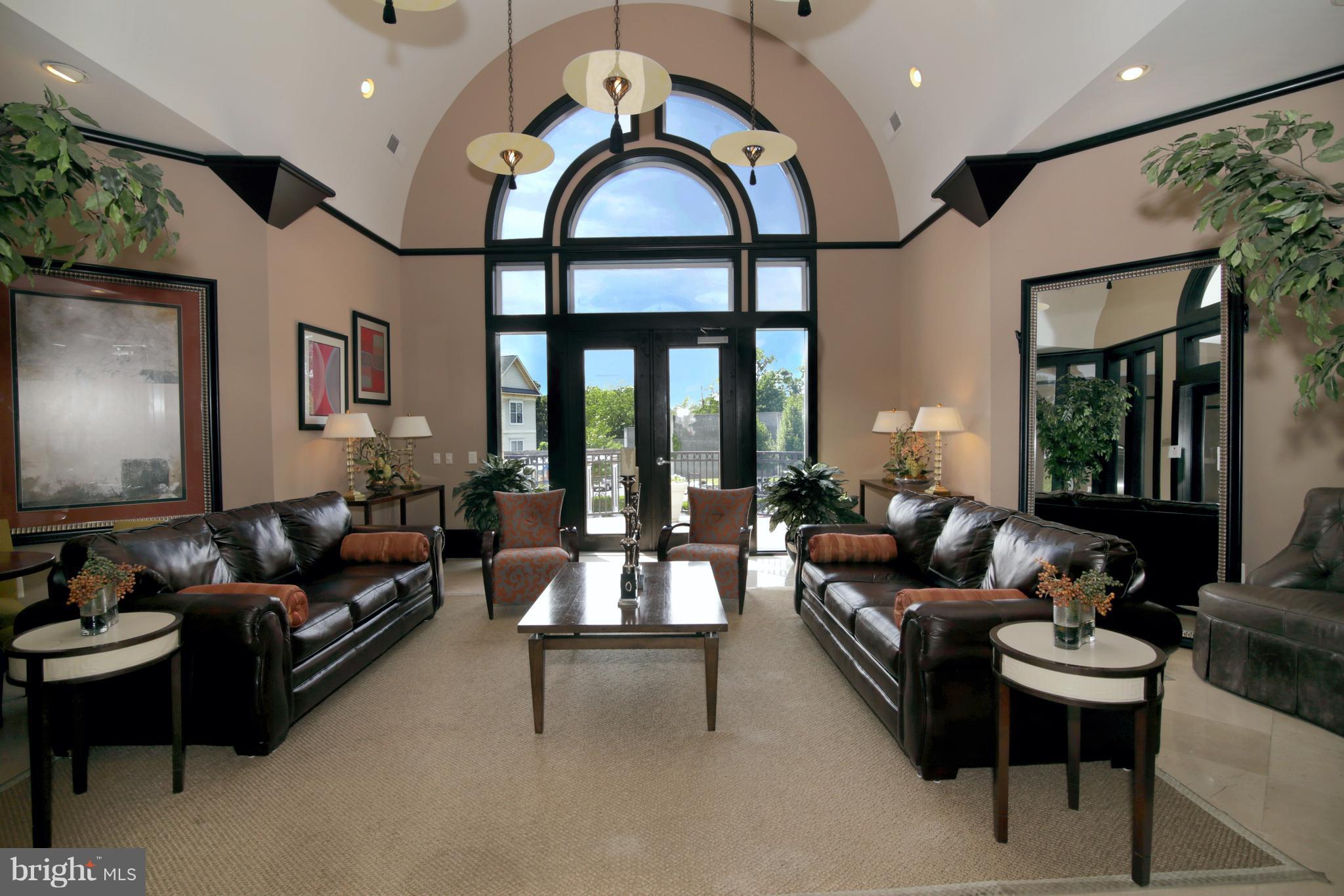 FAIRFAX RIDGE - Residential