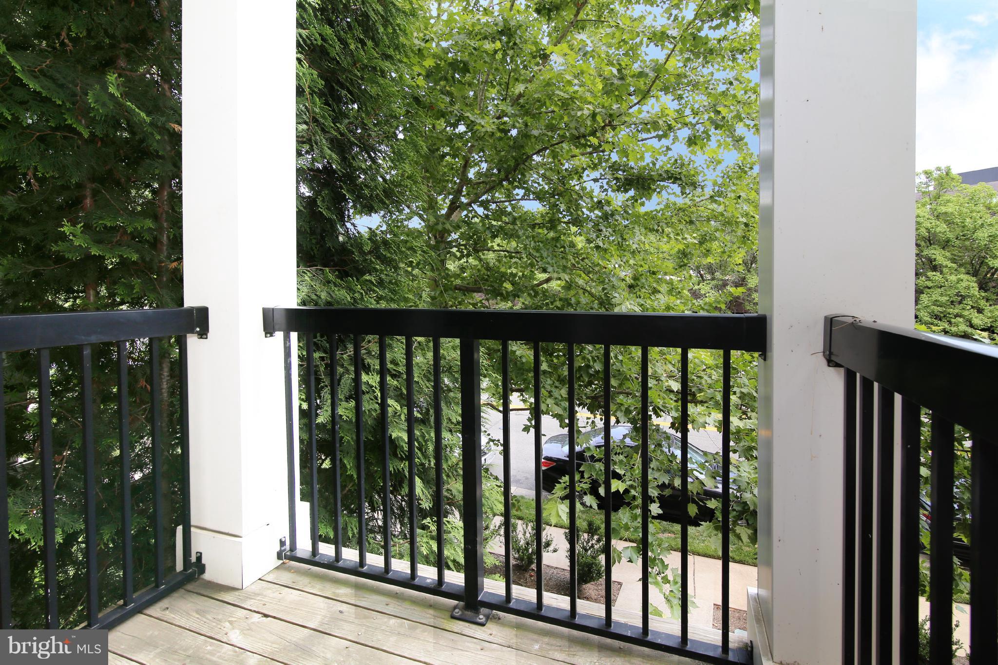 FAIRFAX RIDGE - Residential