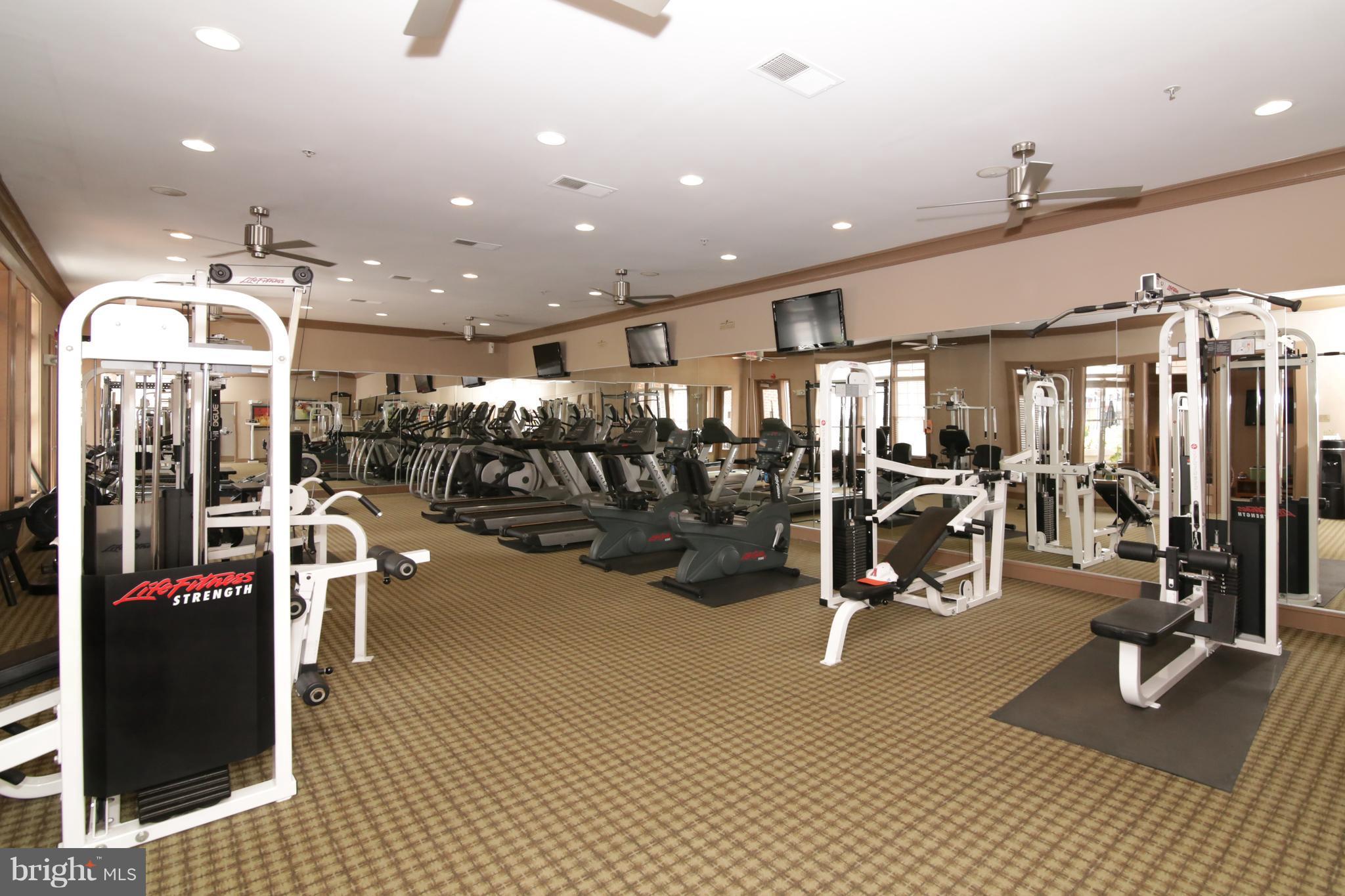 FAIRFAX RIDGE - Residential