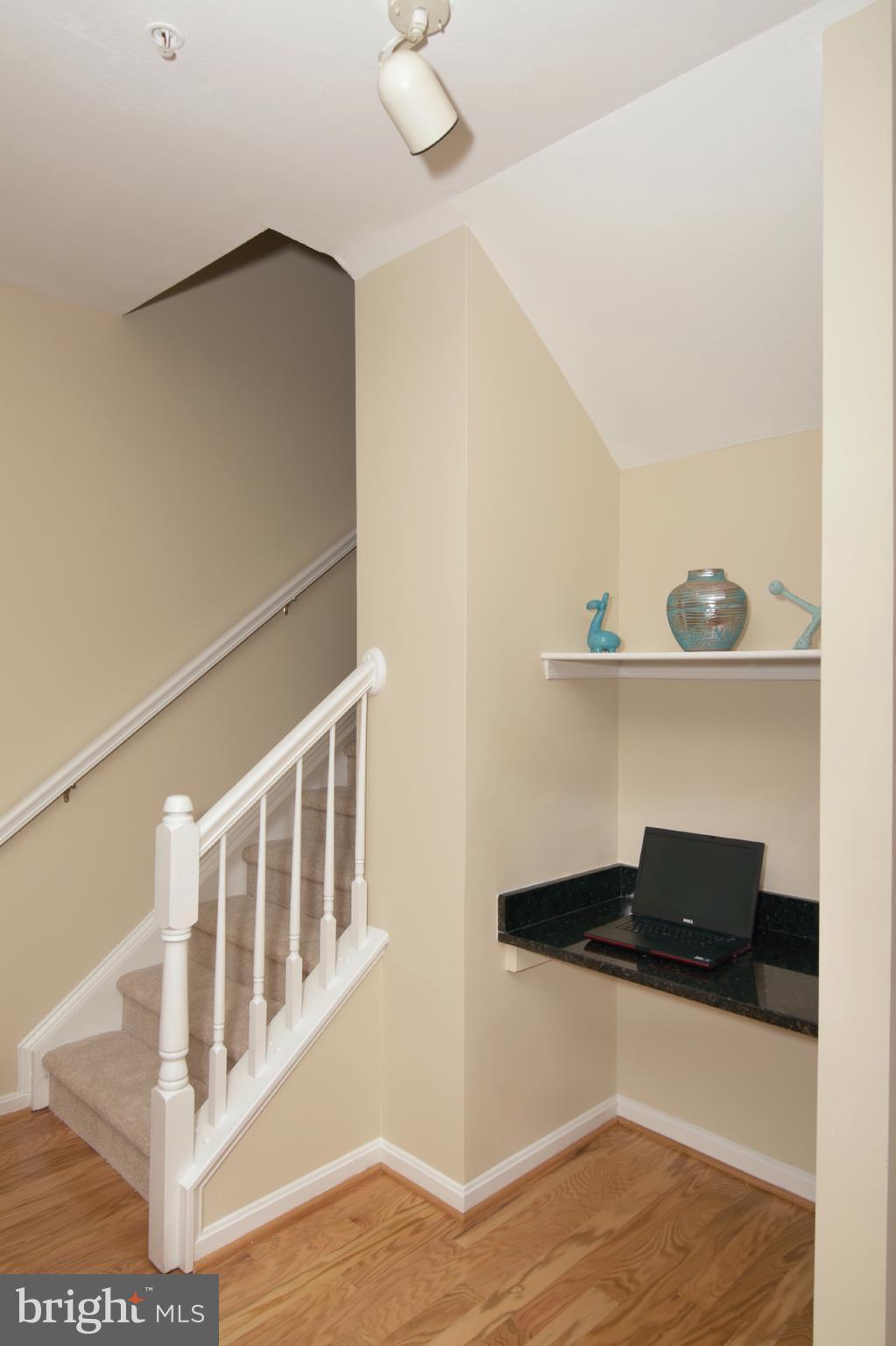 FAIRFAX RIDGE - Residential