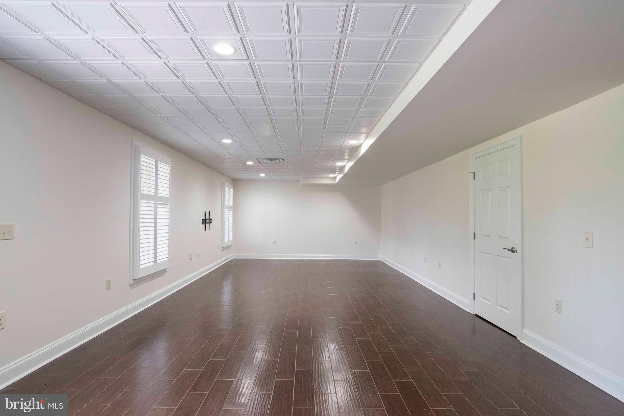 NORTH HILLS - Residential