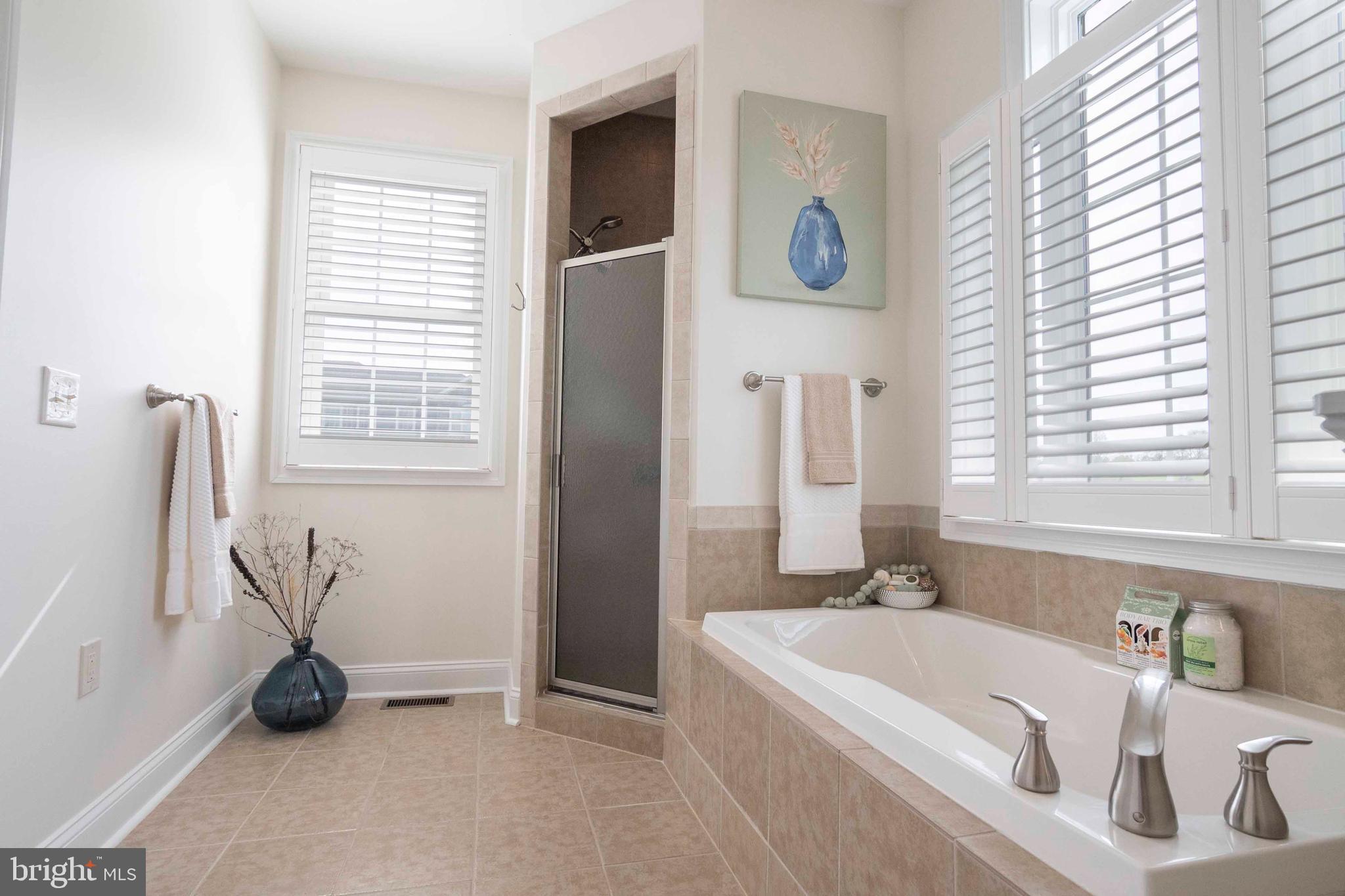 NORTH HILLS - Residential