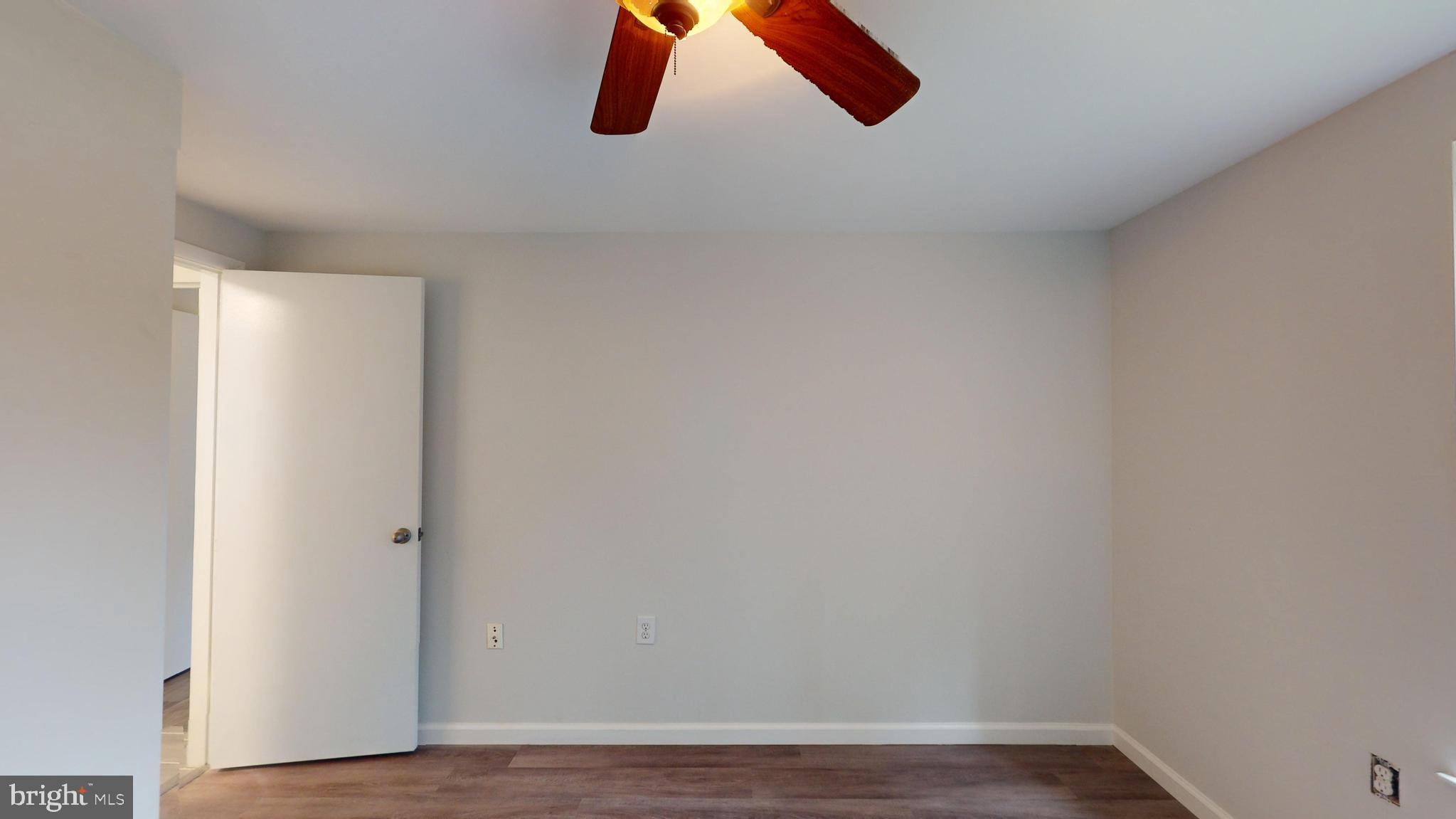 FARMINGDALE - Residential Lease