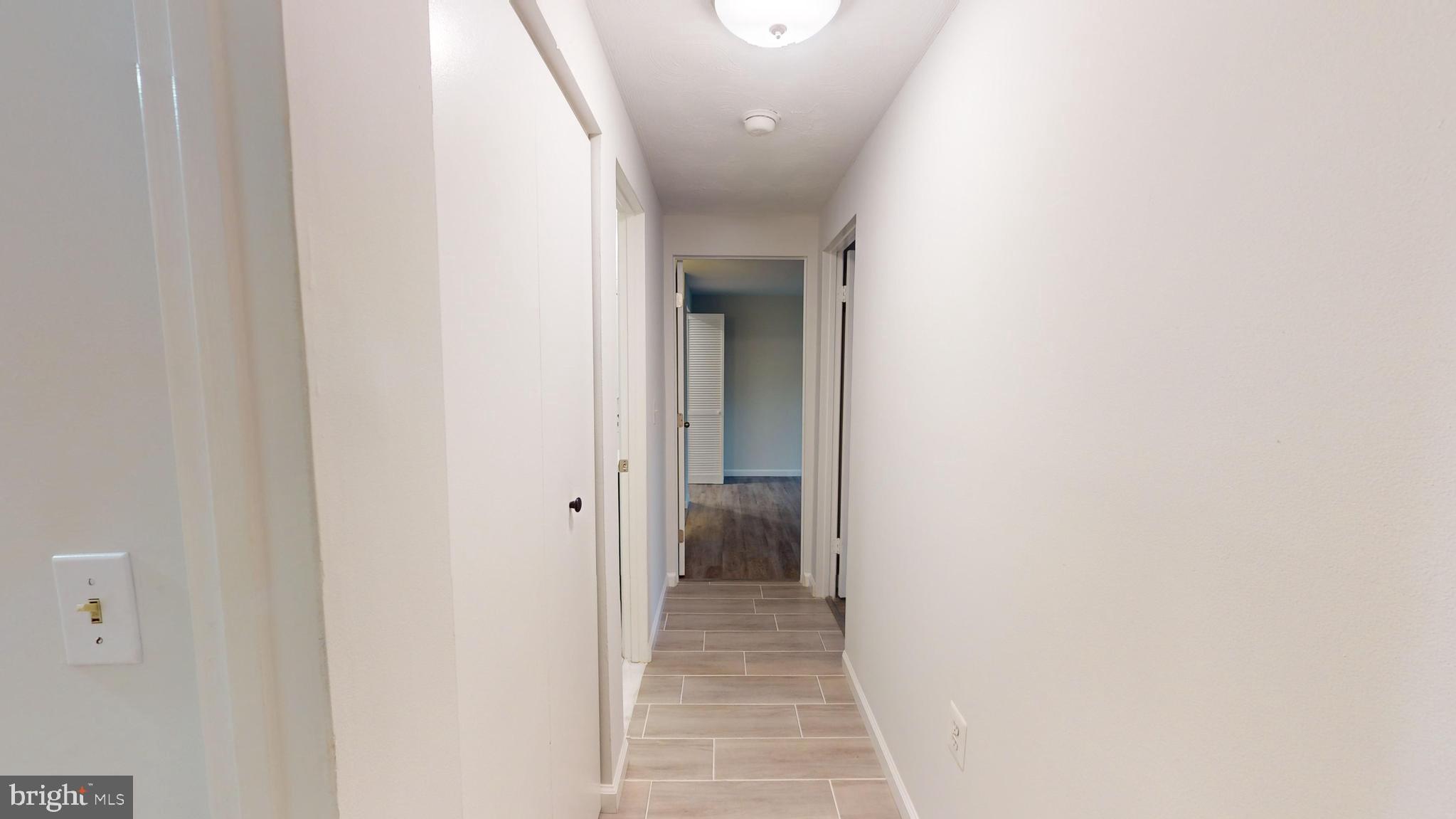 FARMINGDALE - Residential Lease