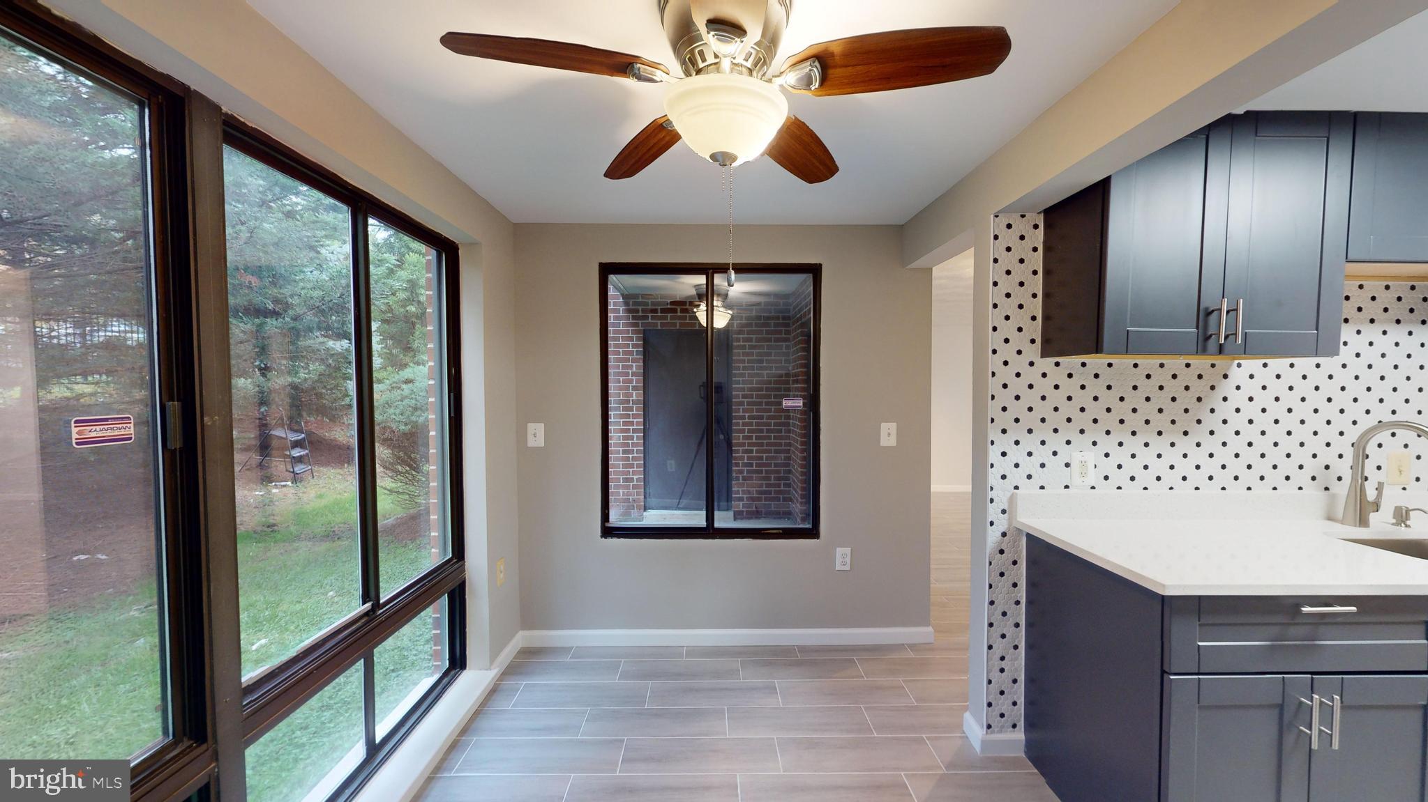 FARMINGDALE - Residential Lease