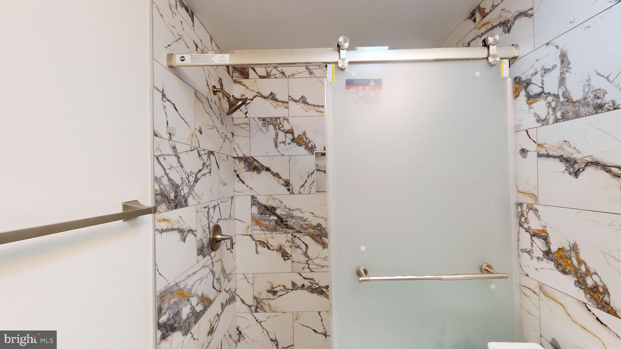 FARMINGDALE - Residential Lease