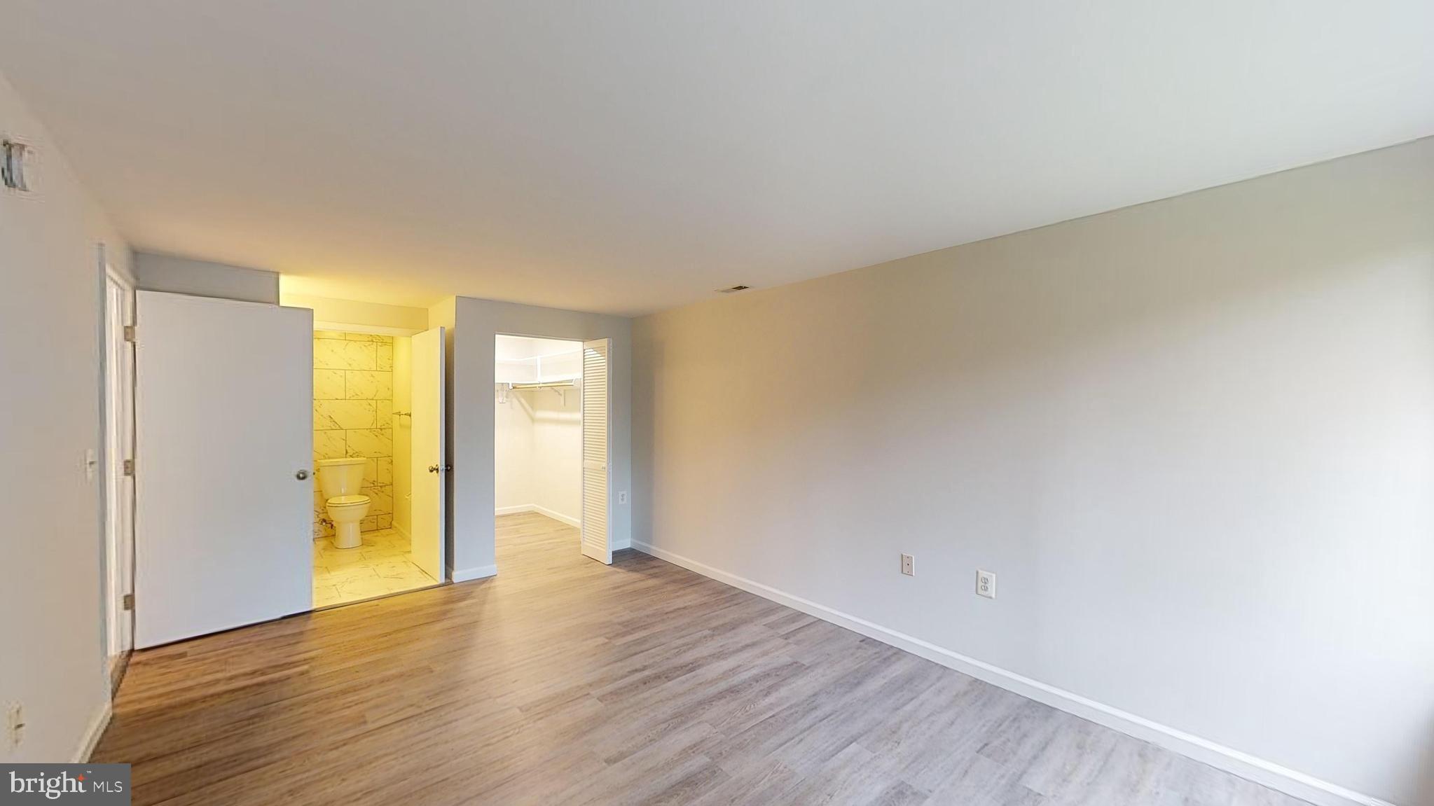 FARMINGDALE - Residential Lease