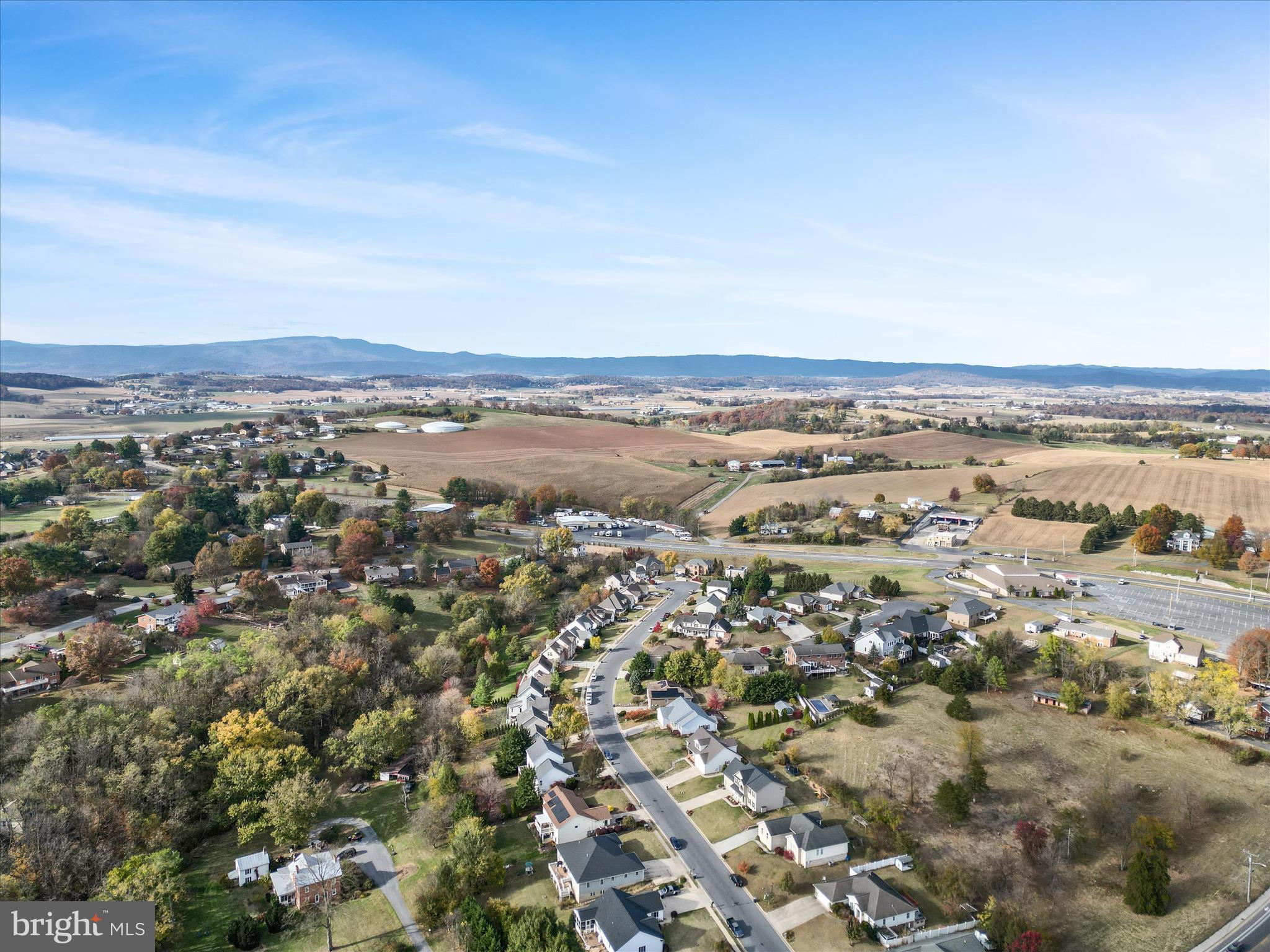 HAMPSHIRE ESTATES - Residential